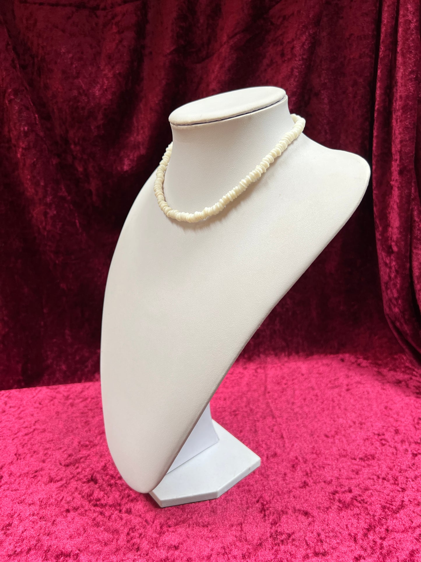 Vintage Jewelry - Choker Necklace - Simulated Puka Shell - 15.5”