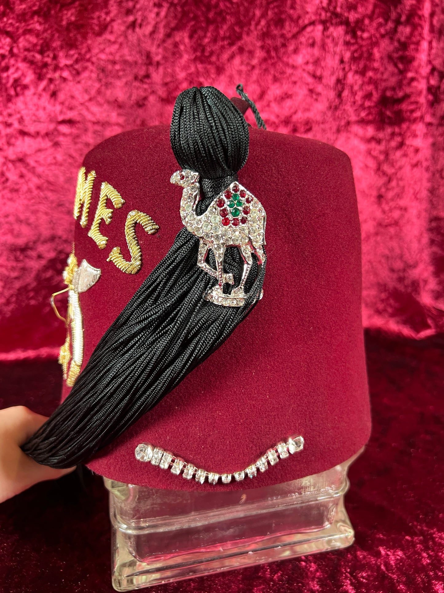 Vintage Oddities - Free Mason / Shriner Felt Fez with Hat Box - Wolf-Brown Inc.