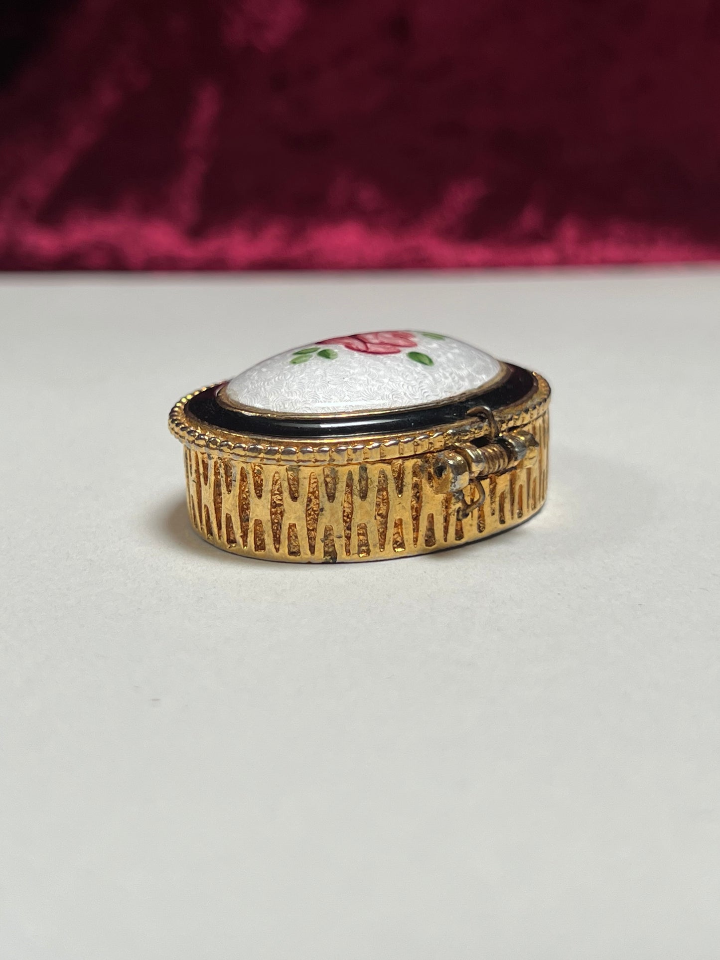 Vintage Trinket Box - Oval Pill / Snuff Box - Enamel Rose Bud - Gold Basket Weave Design