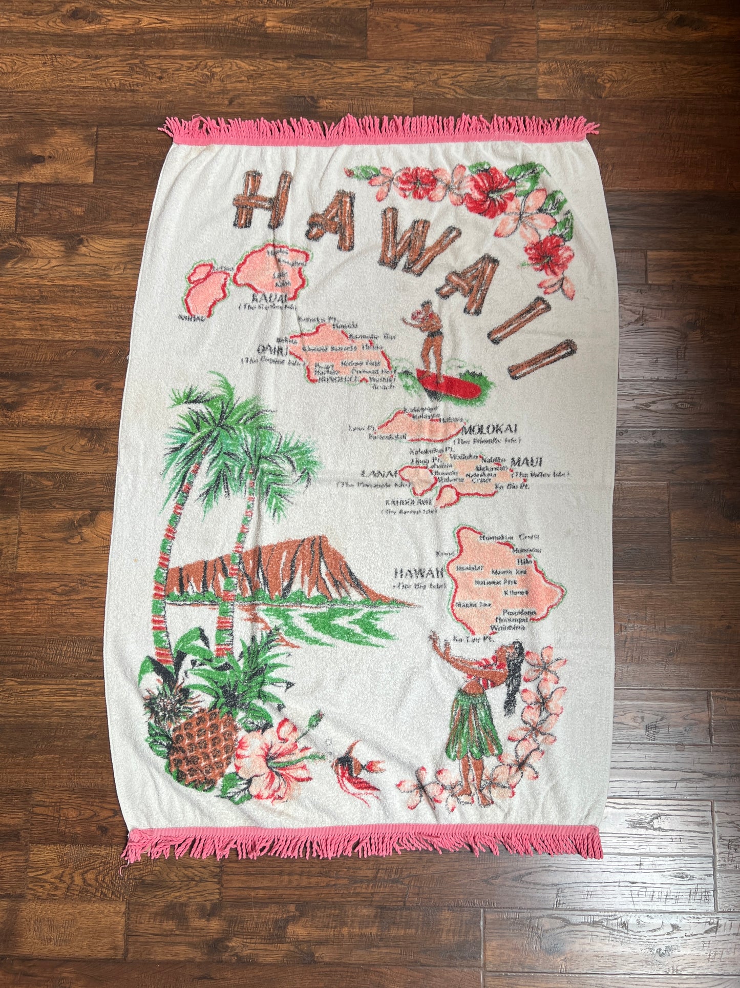Vintage Linens - Terrycloth Beach Towel - Map of Hawaii - Miami Originals