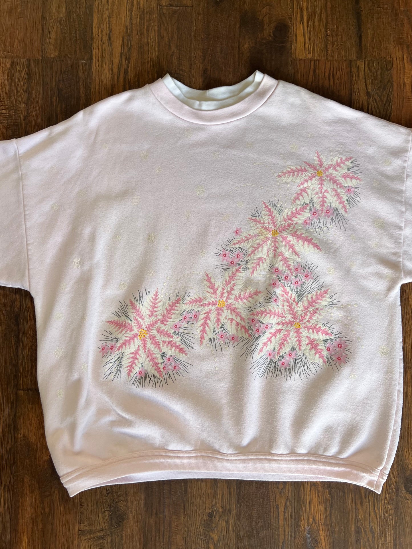 Vintage Clothing - Screen Printed Crewneck Sweatshirt- Pink Flowers & Glitter Snowflakes - Artisans - XL
