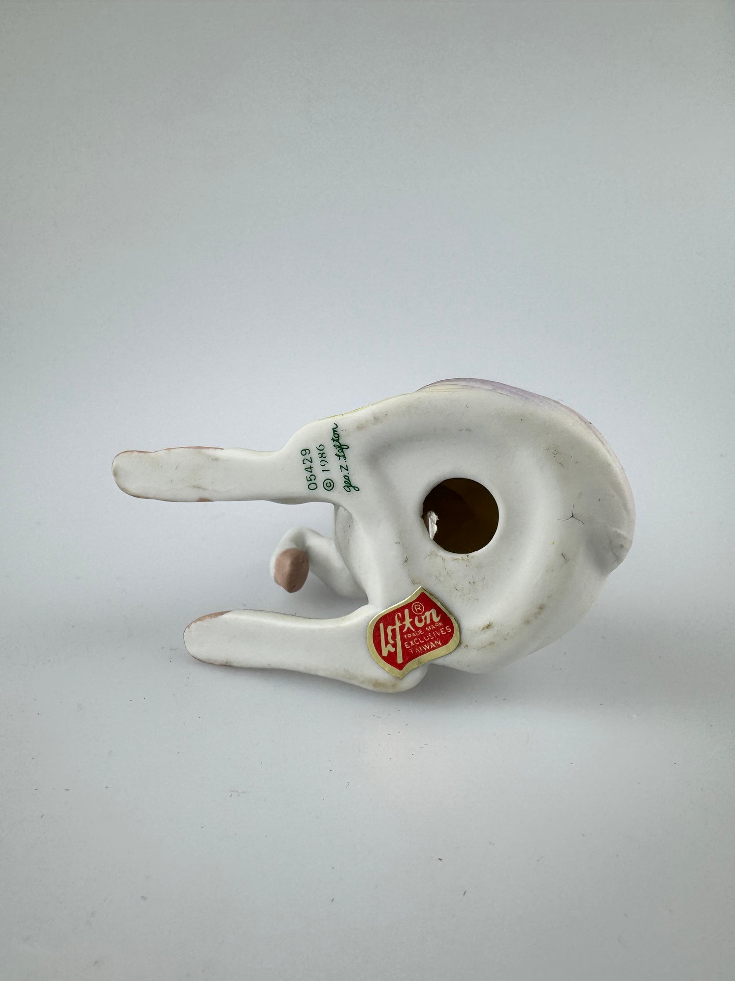 Vintage Lefton Valentine Heart Garland Unicorn Figurine