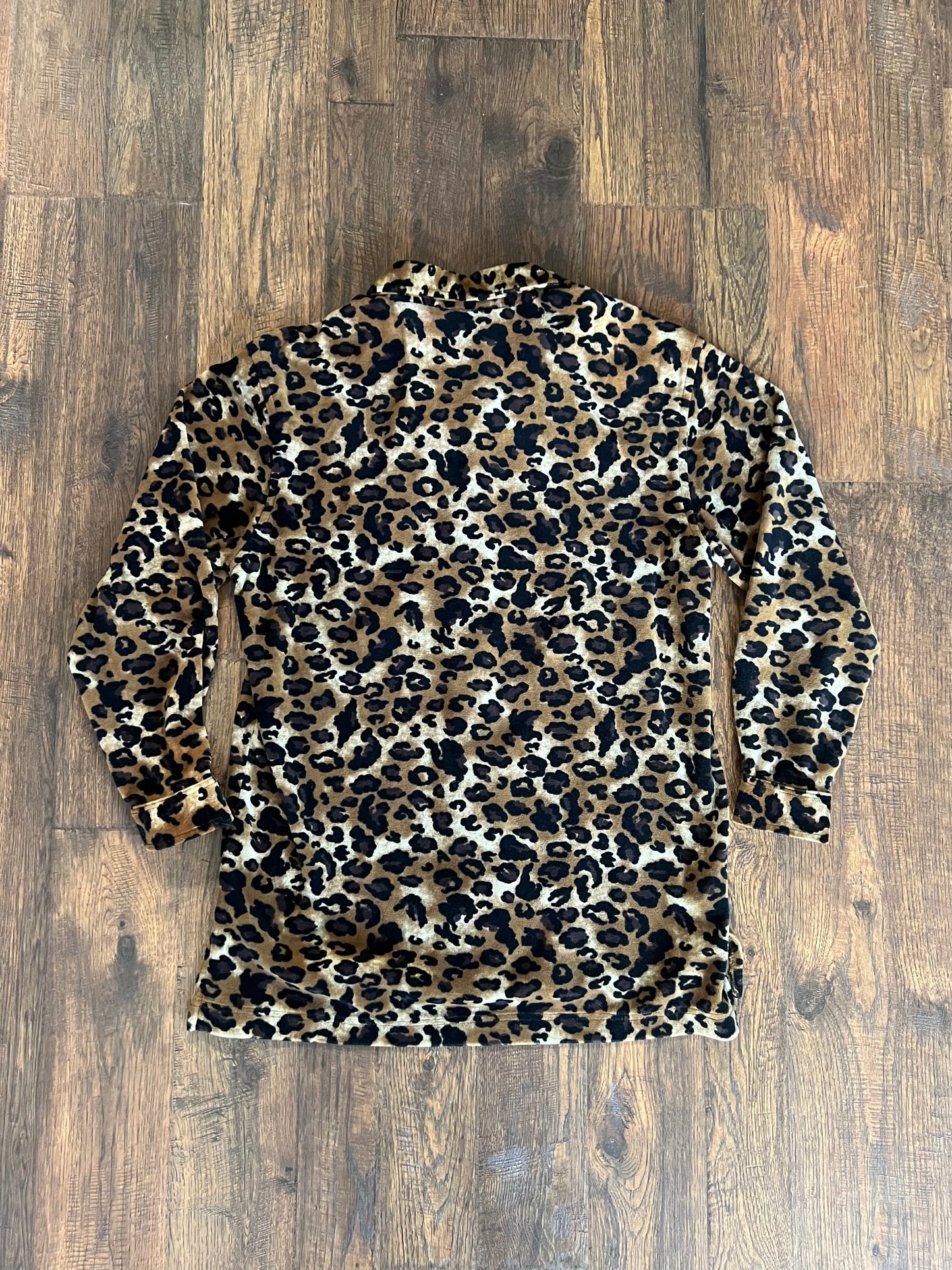 Vintage Clothing - Button Up Long Sleeve Shirt - Cheetah Print - Capacity Knits - Small