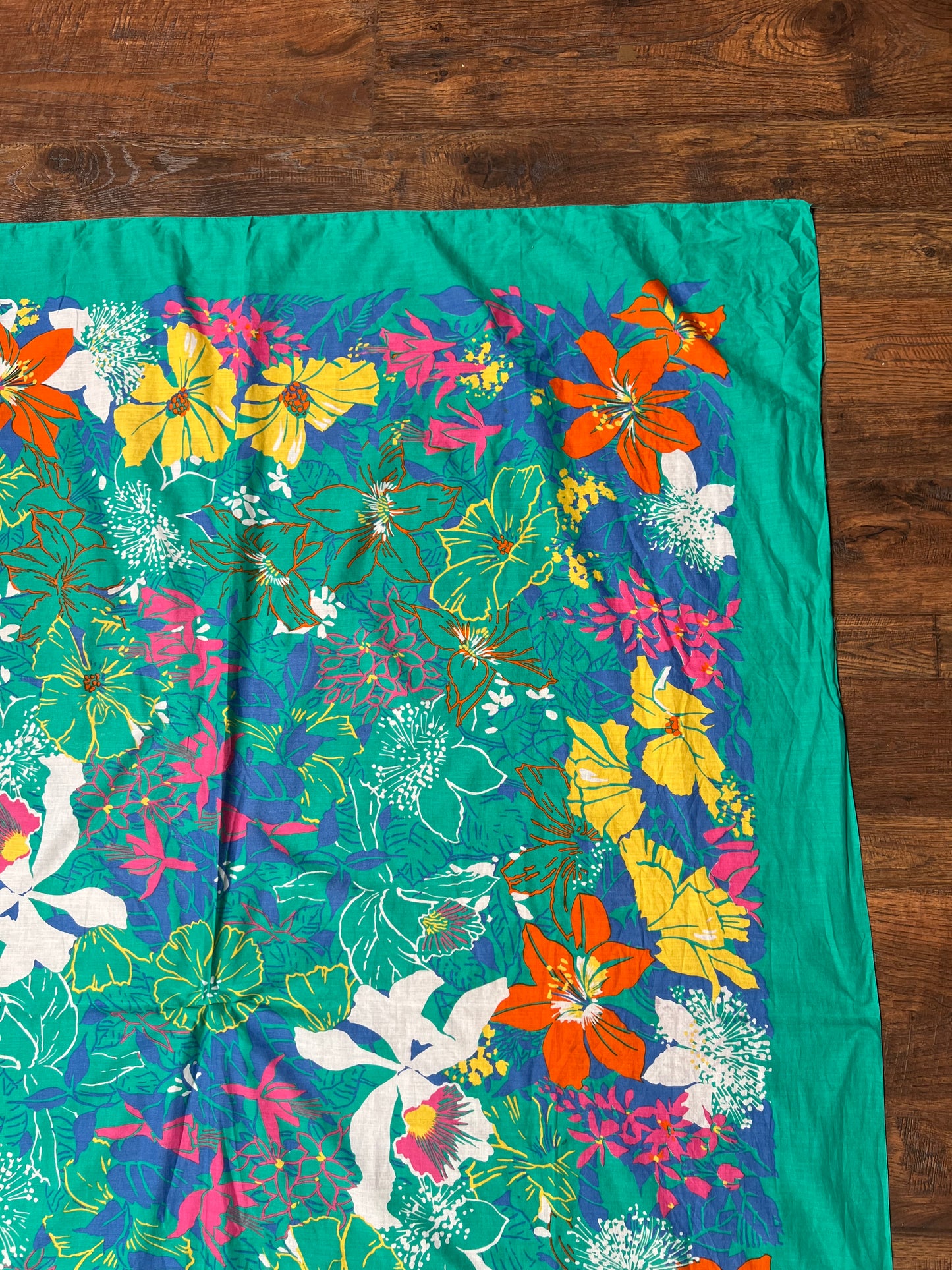 Vintage Clothing - Sarong - Tropical Florals on Sea Foam Green - 60” X 47”