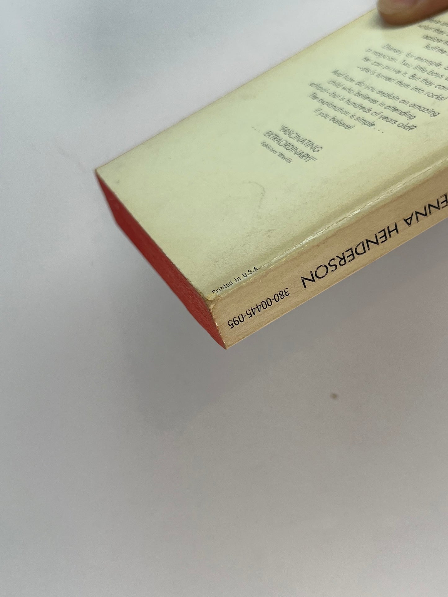 Vintage Paperback - Holding Wonder - Zenna Henderson - 1972 Avon Books