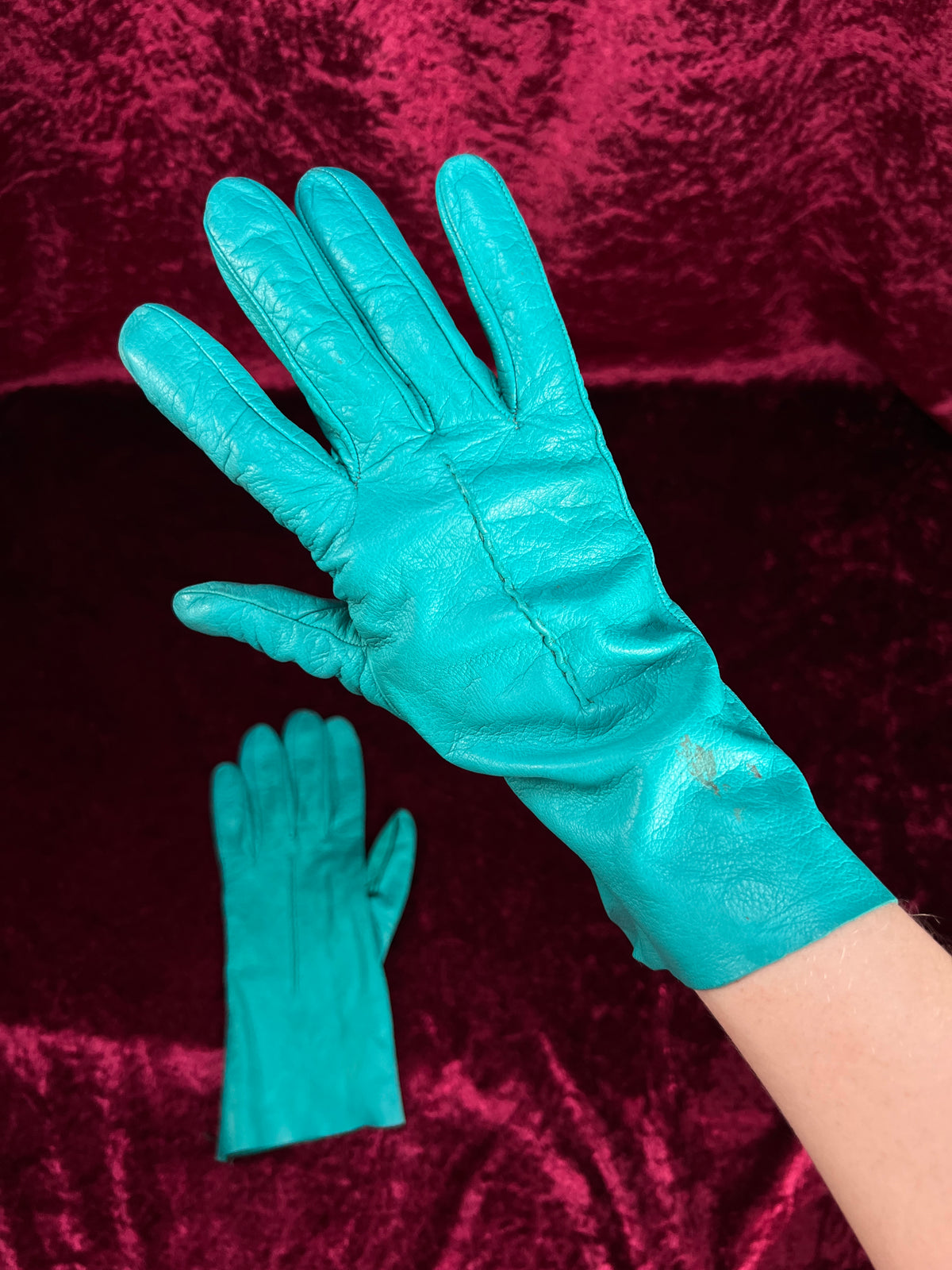 Vintage Genuine Leather Wrist Gloves - Four-Button Teal Pair