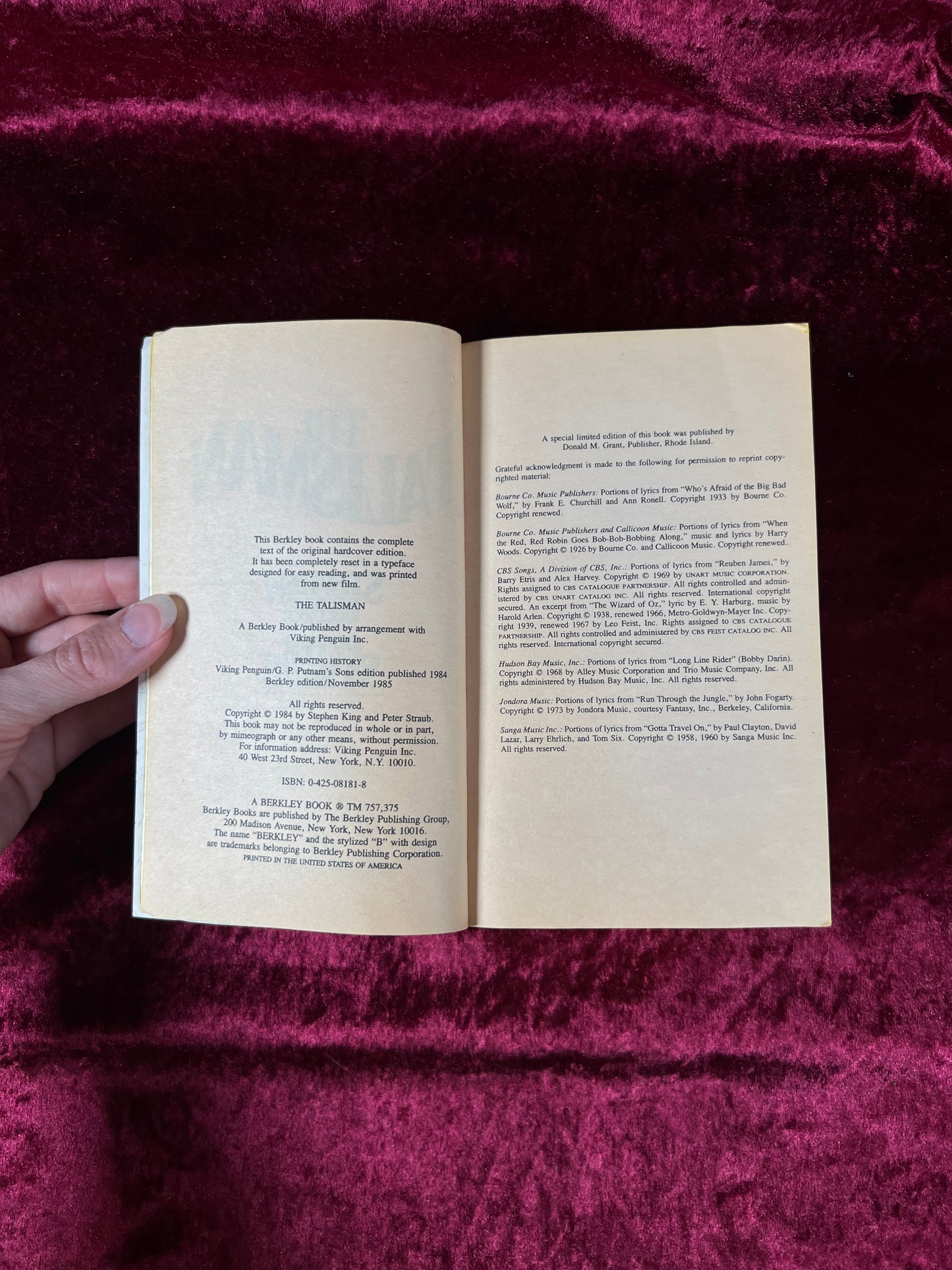 Vintage Paperback Book – The Talisman Stephen King & Peter Straub 1985 Berkley Edition