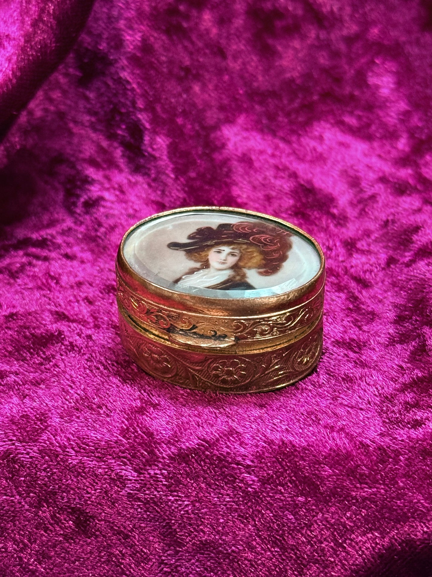 Antique Trinket Box - Oval Pill / Snuff Box - Hand Painted Portrait - Lady In A Hat - Floral Design