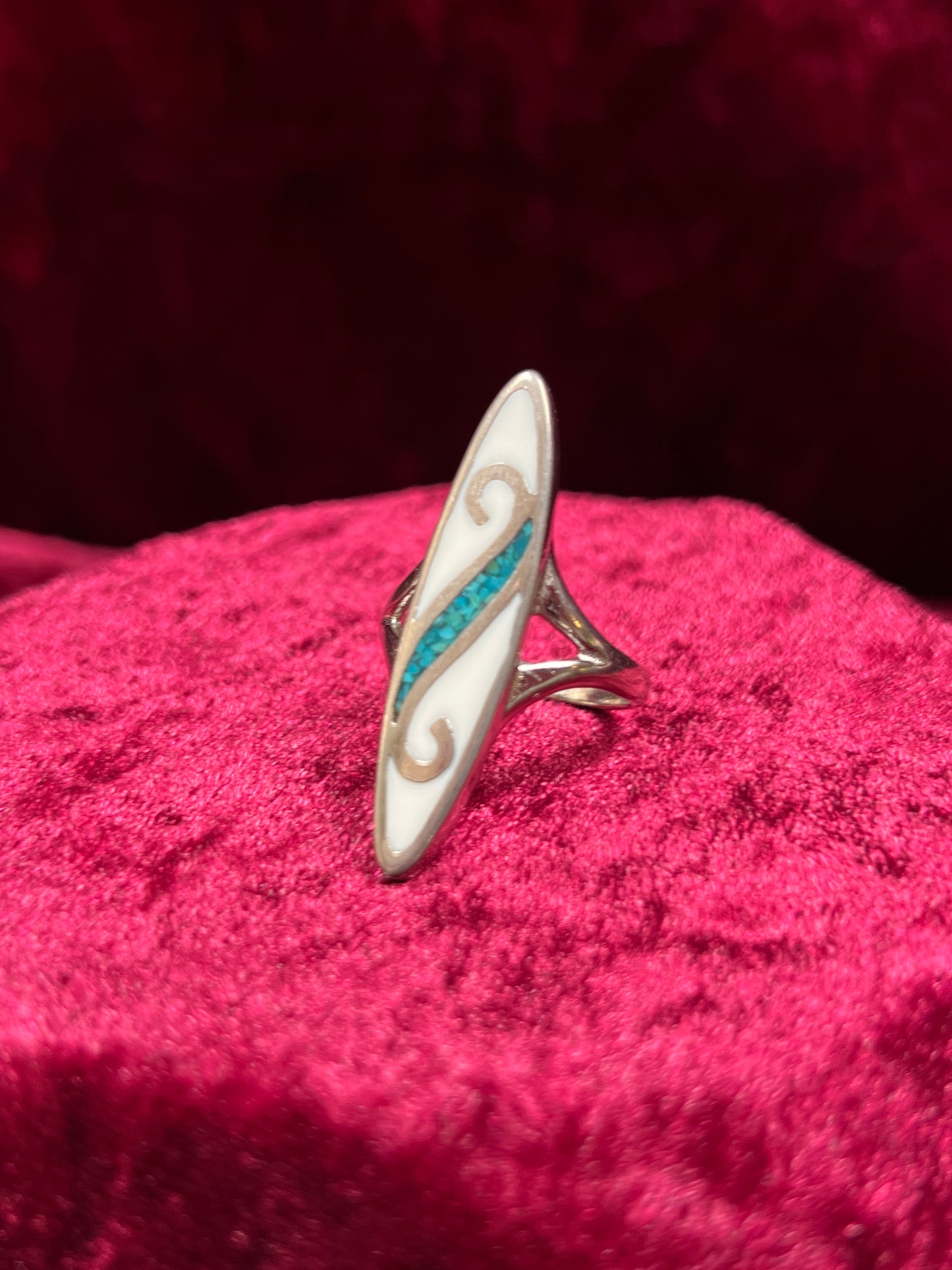 Vintage Jewelry - Marquise Ring - Sterling Silver - Turquoise Chip Inlay on White Stone - 8.5