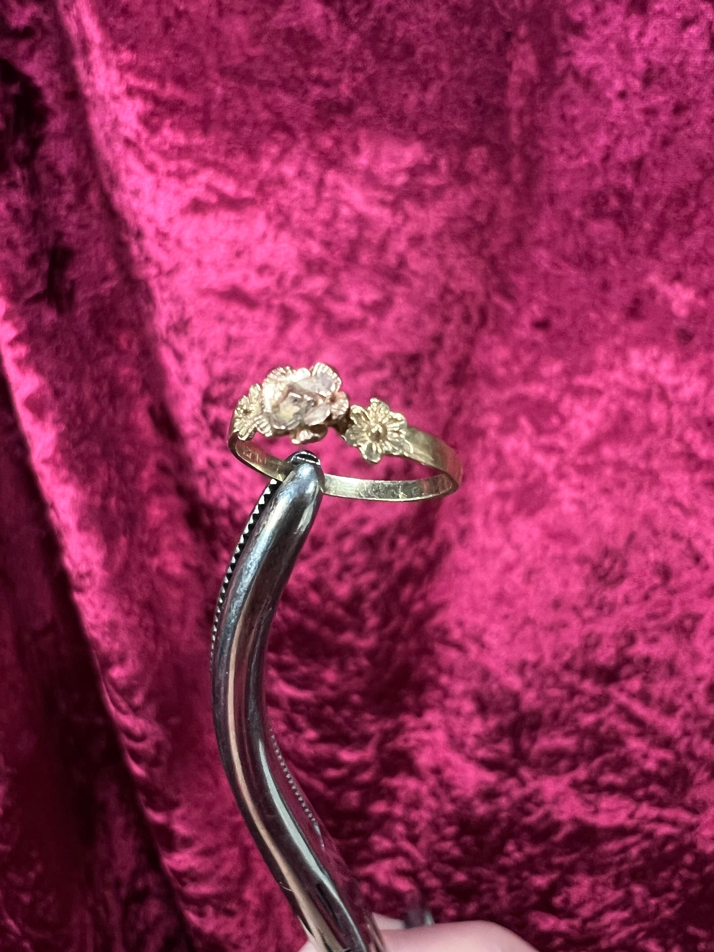 Vintage 10K Yellow Gold Ring - Rose Gold Rosette Center - Size 3