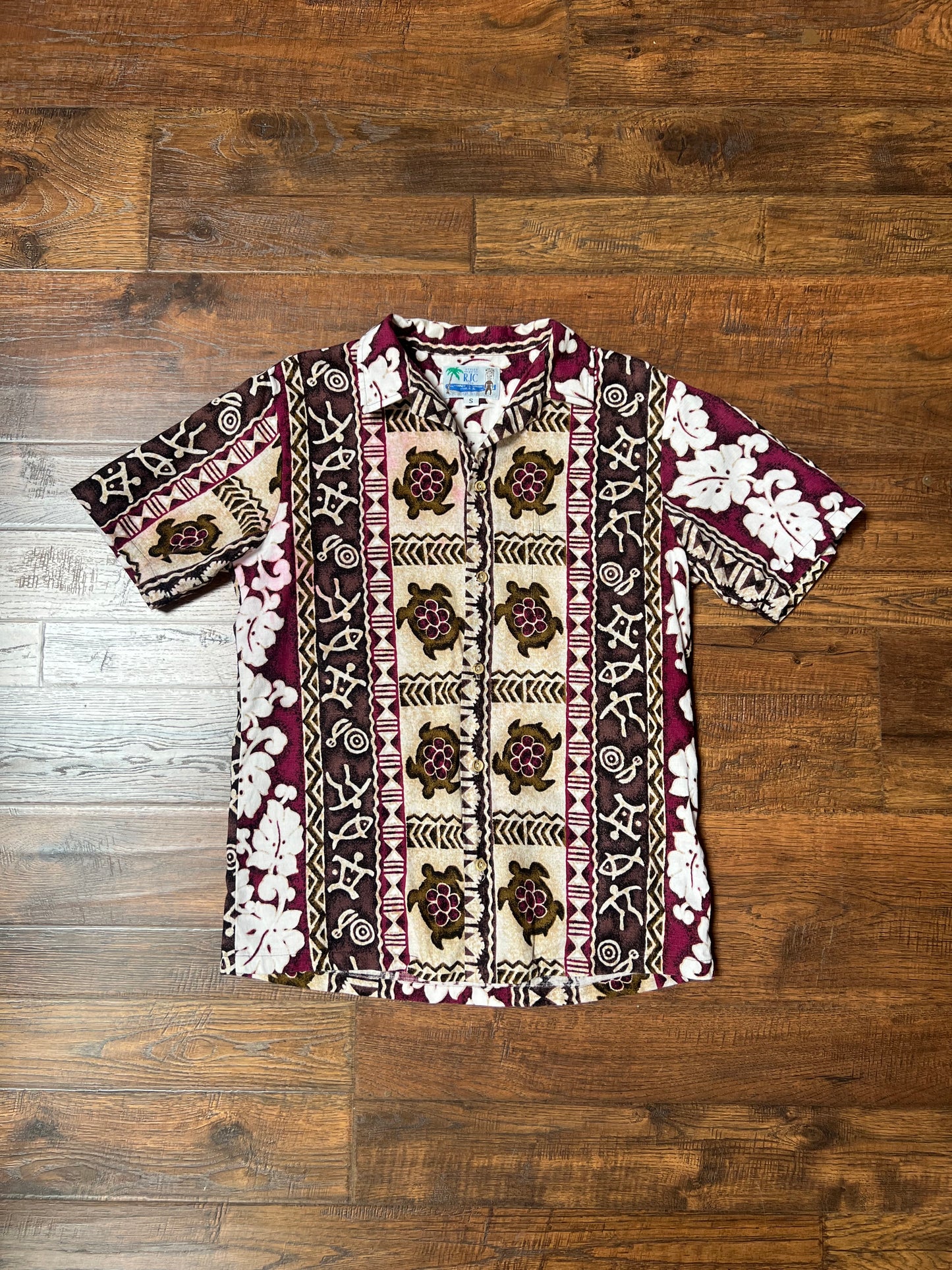 Vintage Clothing - Short Sleeve Hawaiian Shirt - Tiki Turtle Novelty Print - RJC Limited - Small