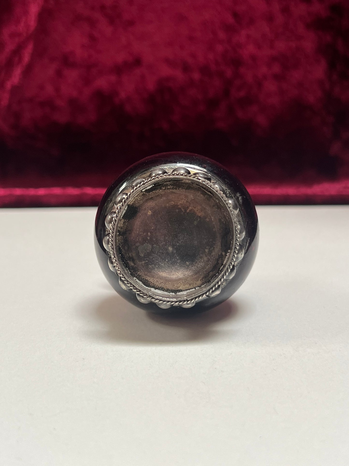 Vintage Trinket Box - Pill / Snuff Jar - Amethyst Purple Glass - Ornate Silver Tone Design