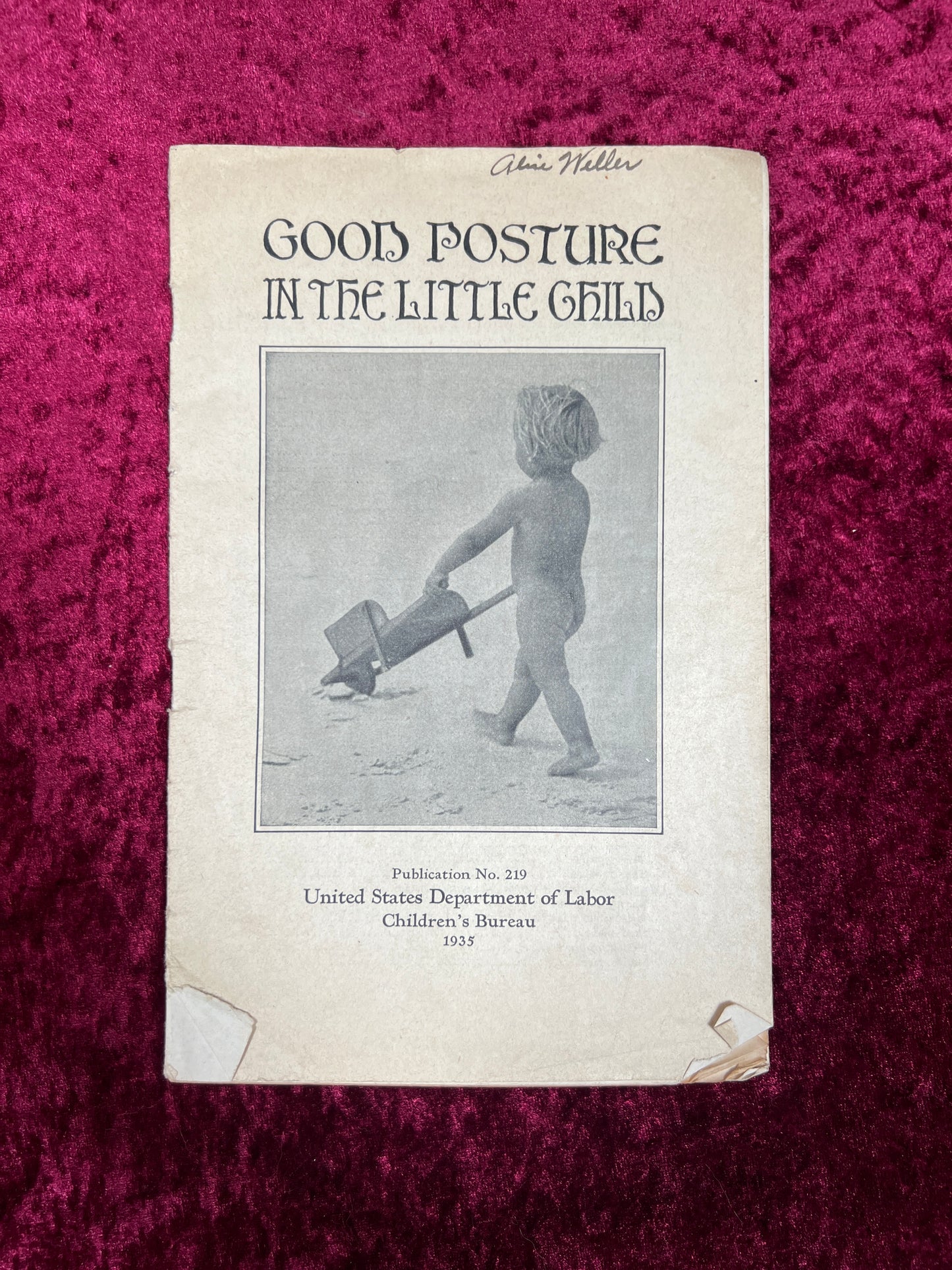 Vintage Ephemera - Pamphlet - Good Posture In The Little Child - US Department of Labor Children's Bureau - 1935