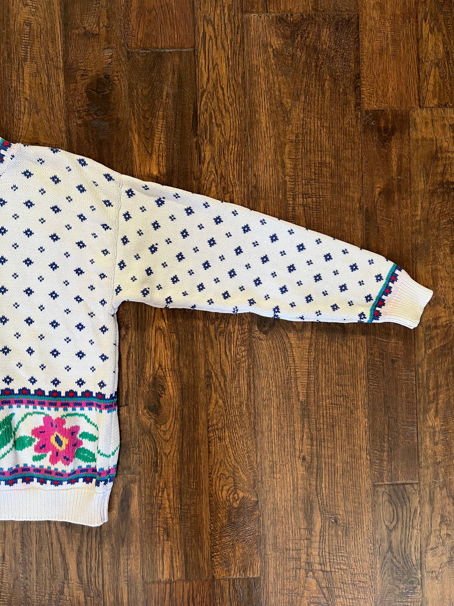 Vintage Clothing - Crewneck Knit Sweater - Pink Floral Banner - Medium - Eddie Bauer