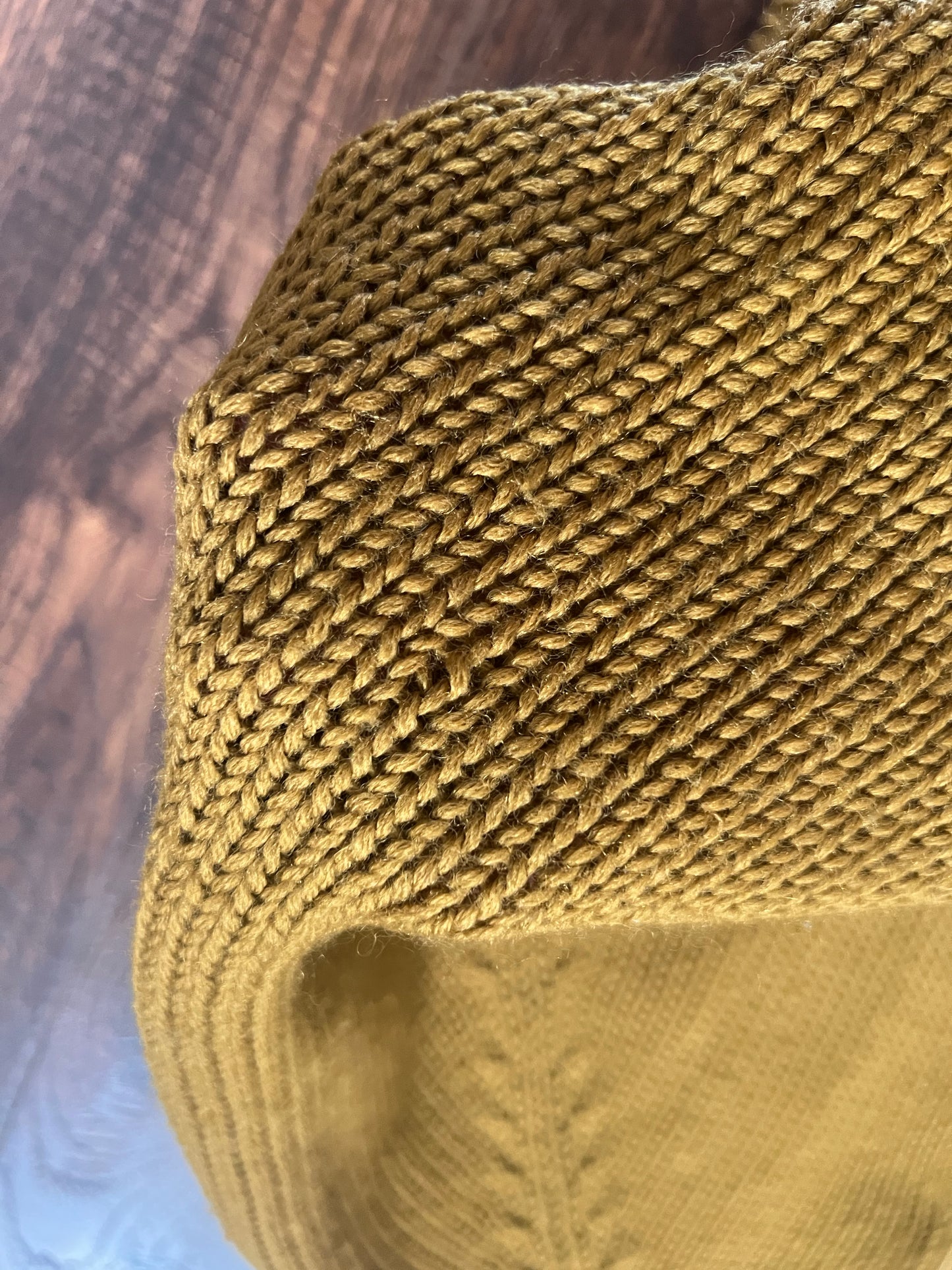 Vintage Clothing - Cable Knit Sweater - Mock Turtleneck - Suede Detail - Pea Soup Green - Small