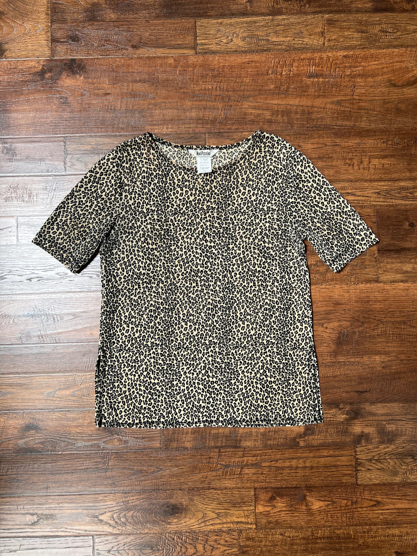 Vintage Clothing - Two-Piece Shirt and Skirt Set - Cheetah Print - Large - Nina Picca Lino