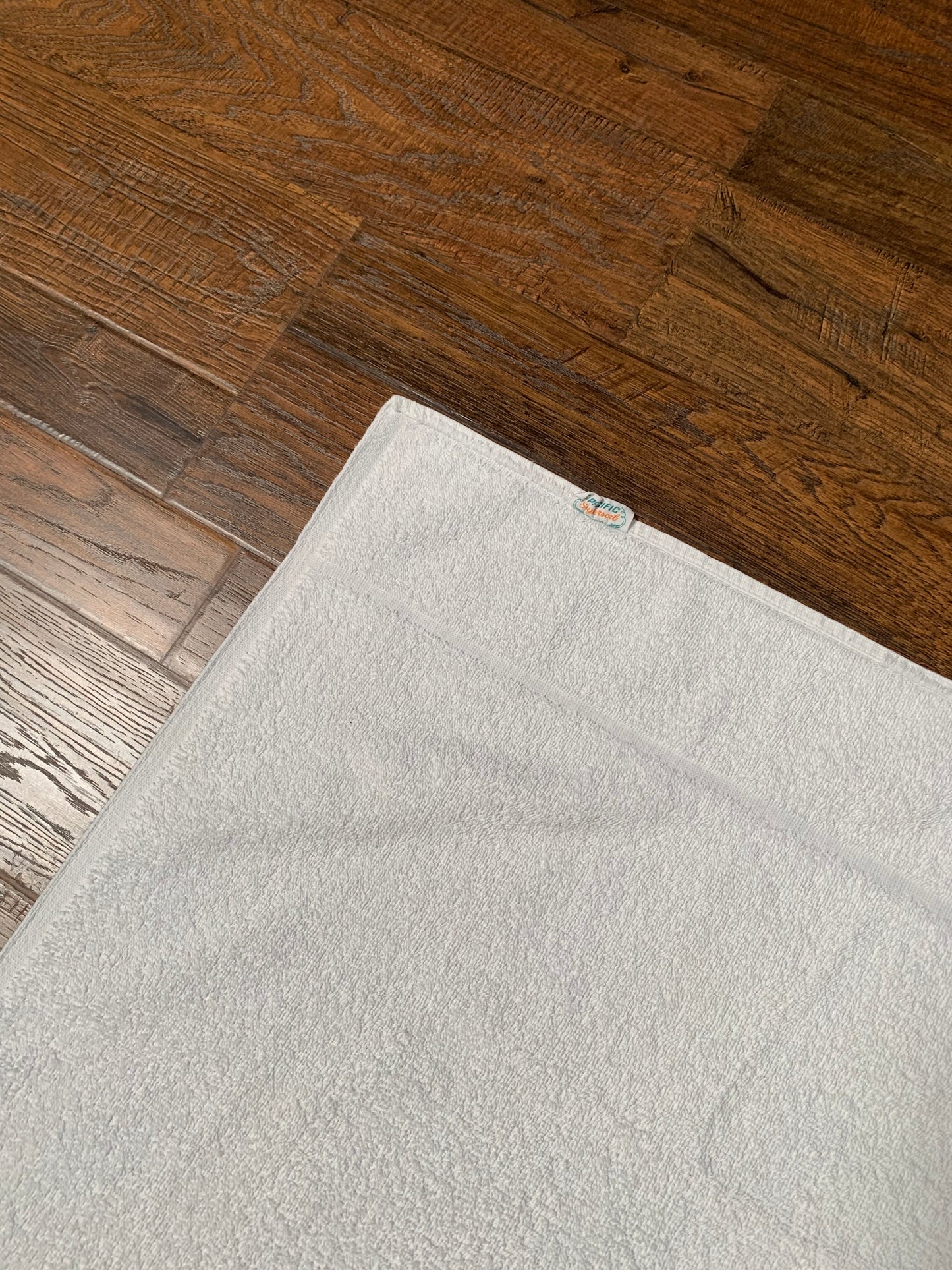Vintage Pacific Supersorb Bath Towel - Teal Rose & Polka Dot