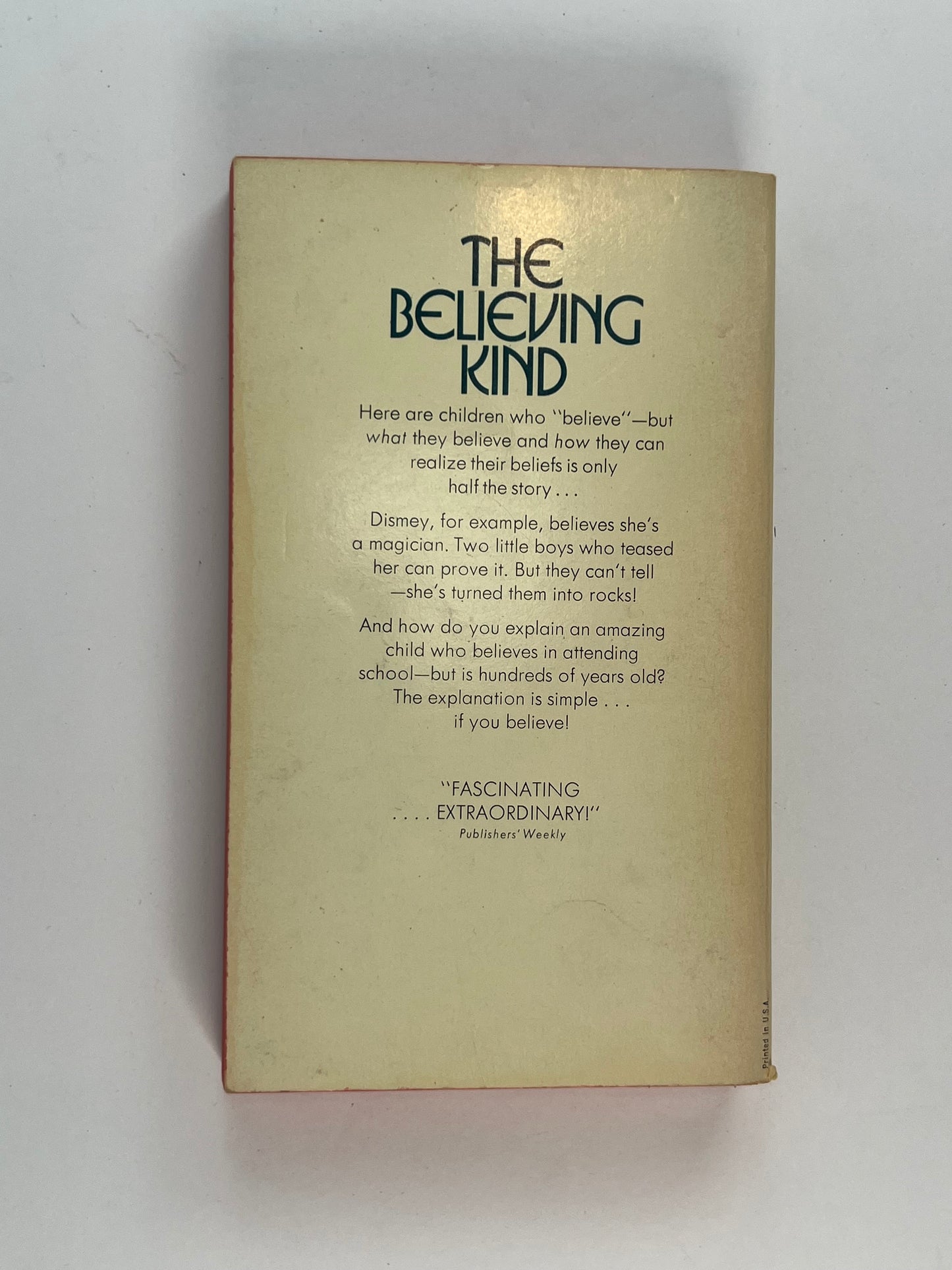 Vintage Paperback - Holding Wonder - Zenna Henderson - 1972 Avon Books