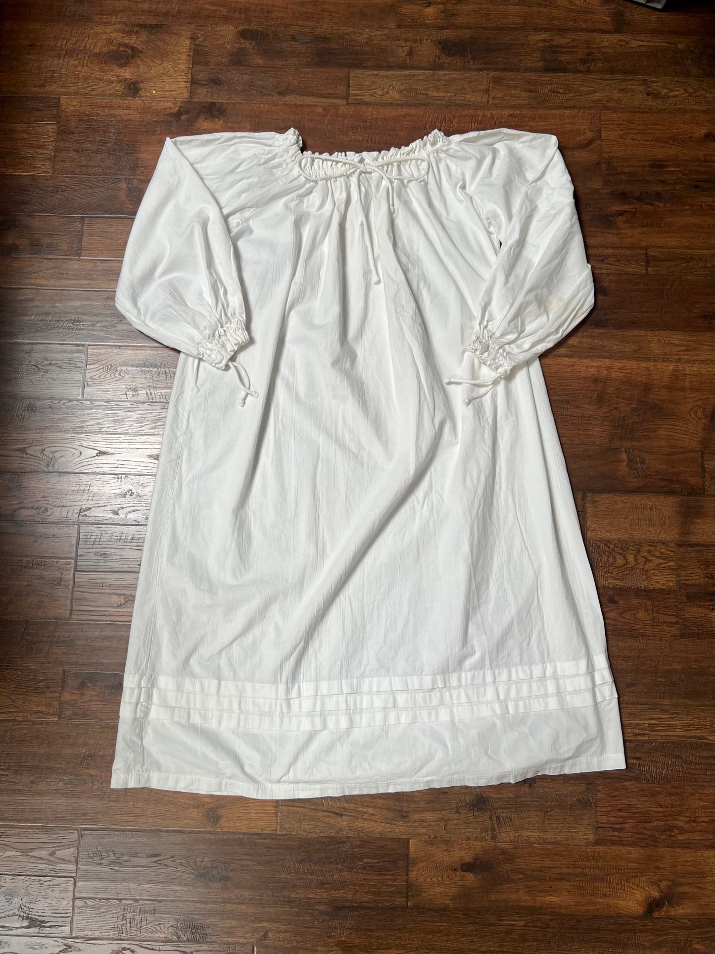 Vintage Clothing - Ruffled Off-Shoulder Chemise Nightgown - Renaissance Store - Chivalry Sports Inc. - Medium/Large