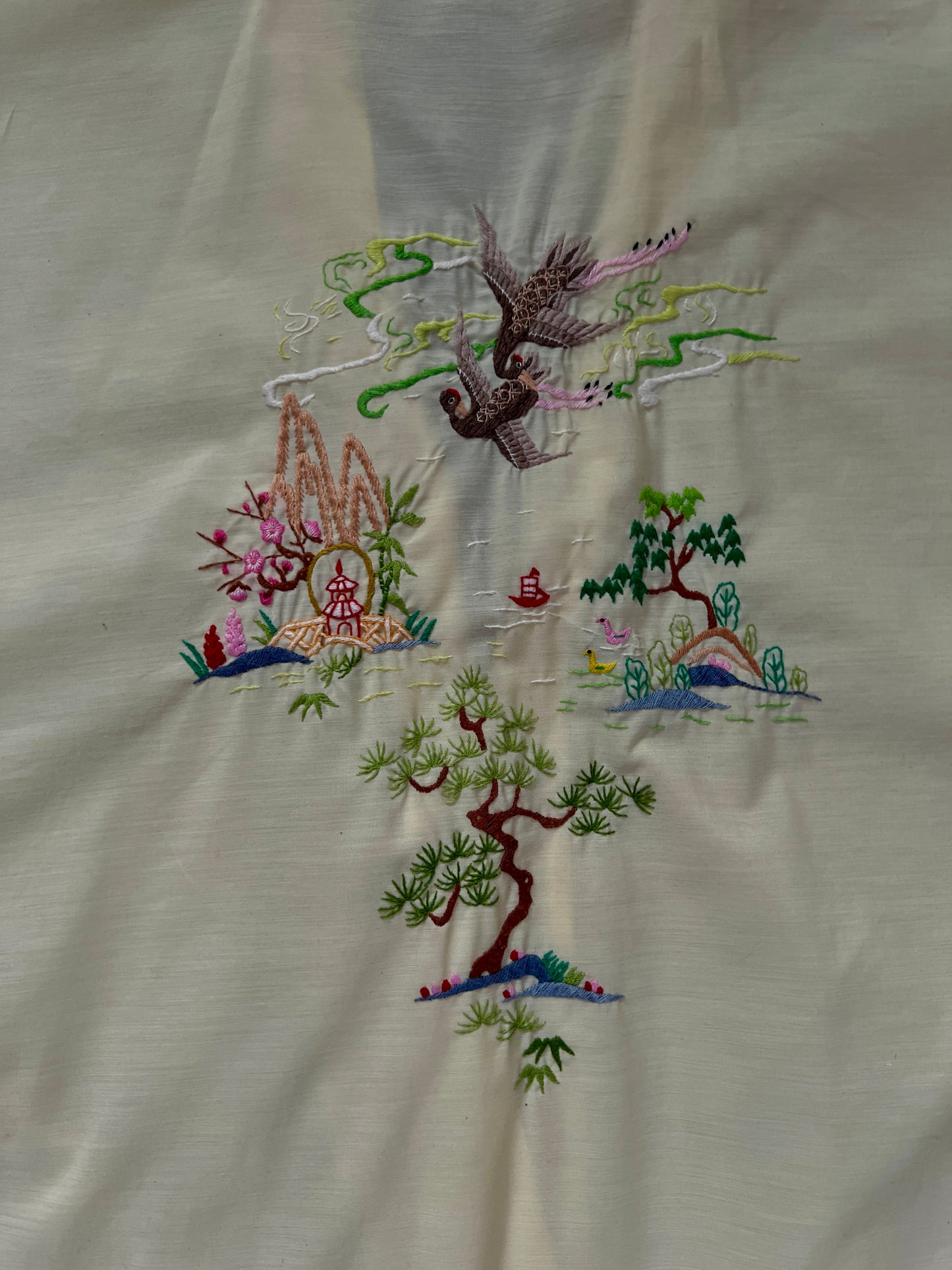 Vintage Jodie Arden Kimono Robe – Pale Yellow Embroidered Asian Garden Motif