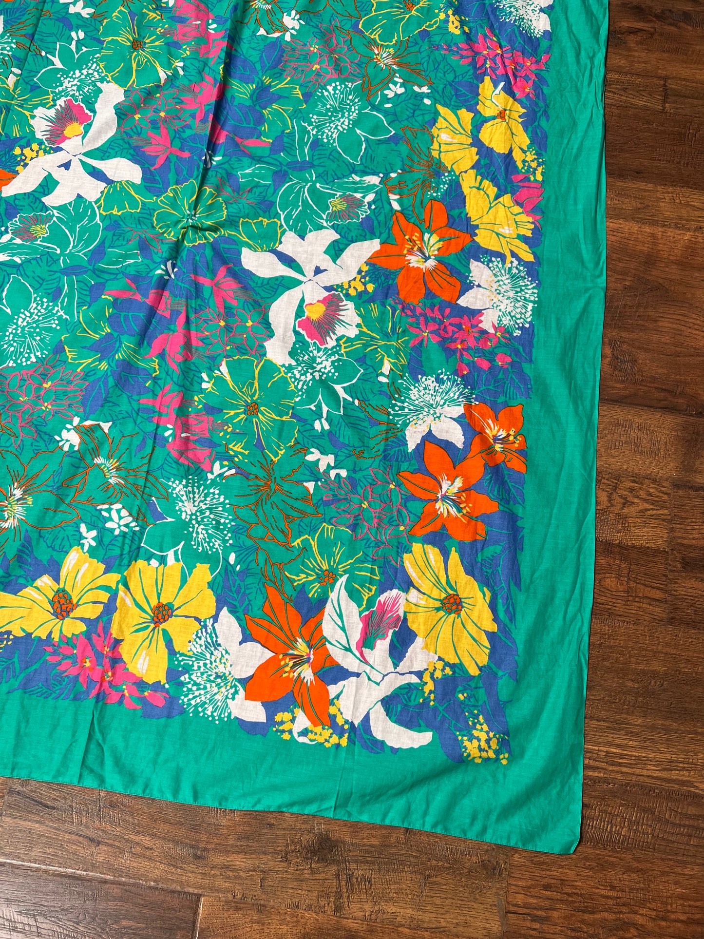Vintage Clothing - Sarong - Tropical Florals on Sea Foam Green - 60” X 47”