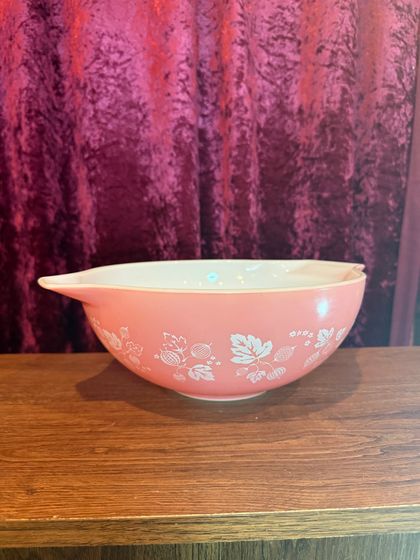 Vintage Kitchen - Large Cinderella Pyrex Bowl - Gooseberry Pattern