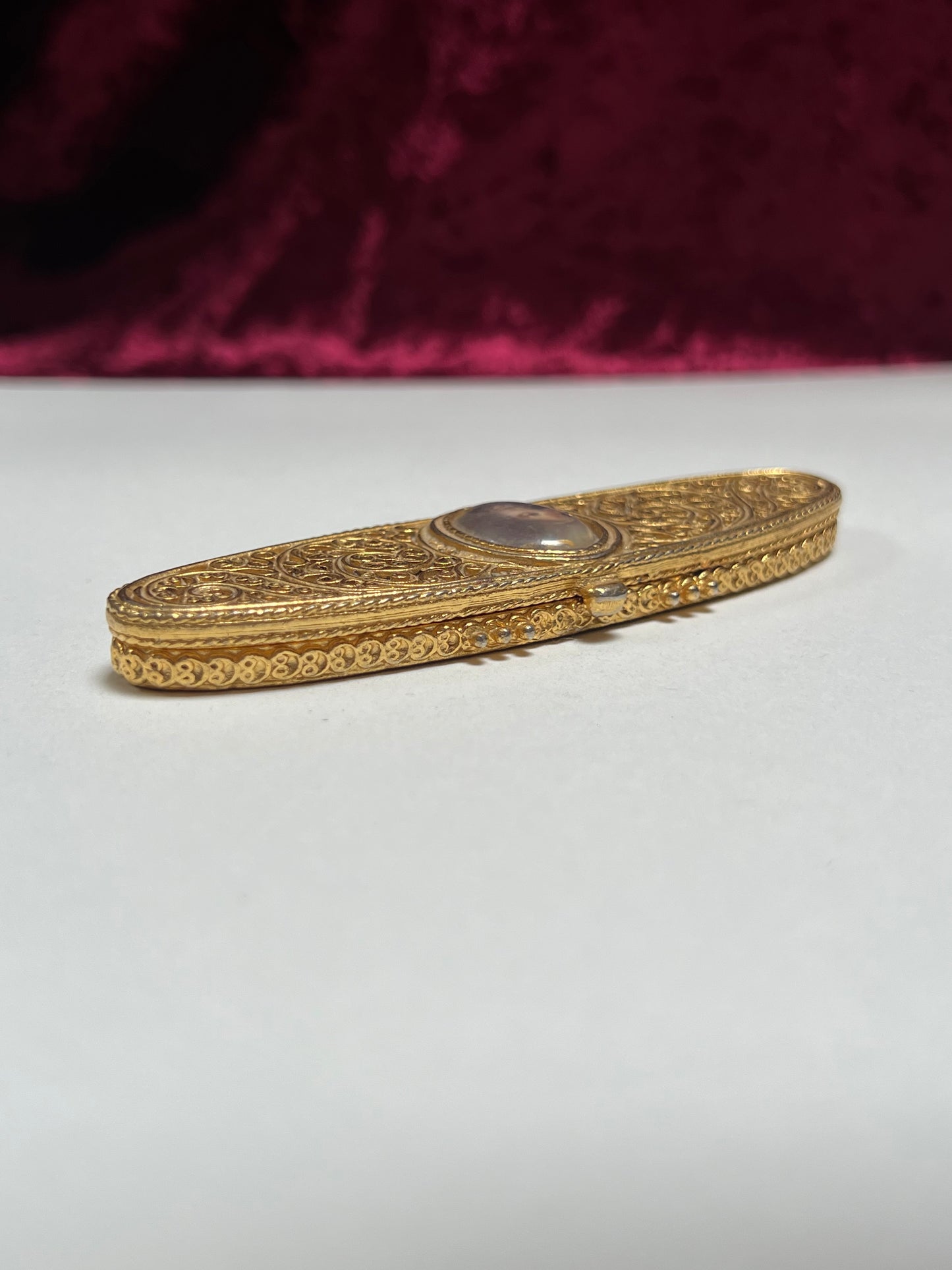 Vintage Trinket Box - Solid Parfum Compact - Portrait of a Lady - Gold Filigree Design - Estee Lauder