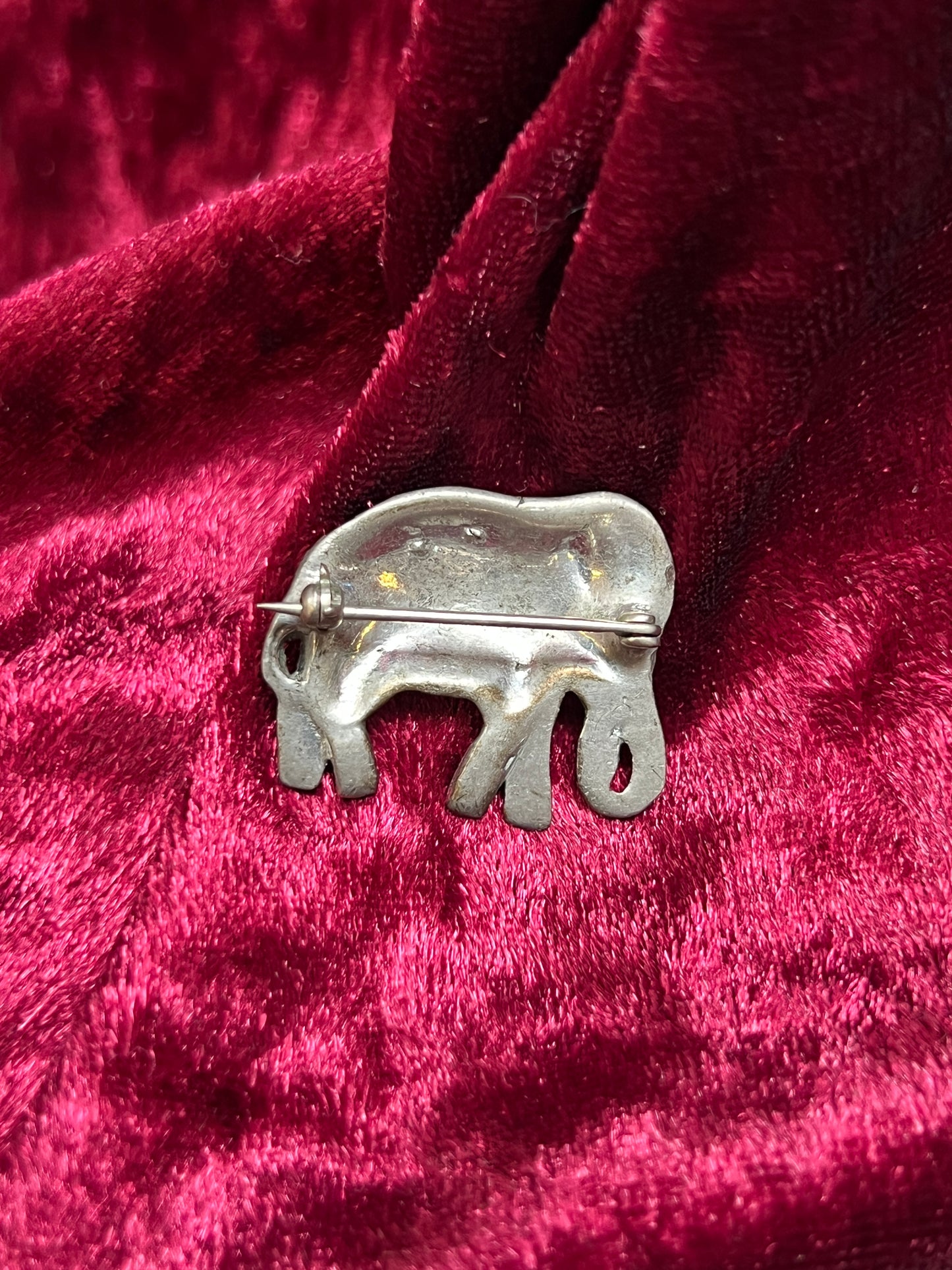 Vintage Jewelry - Brooch - Silver Tone Metal - Clear Rhinestones - Red Eye Elephant