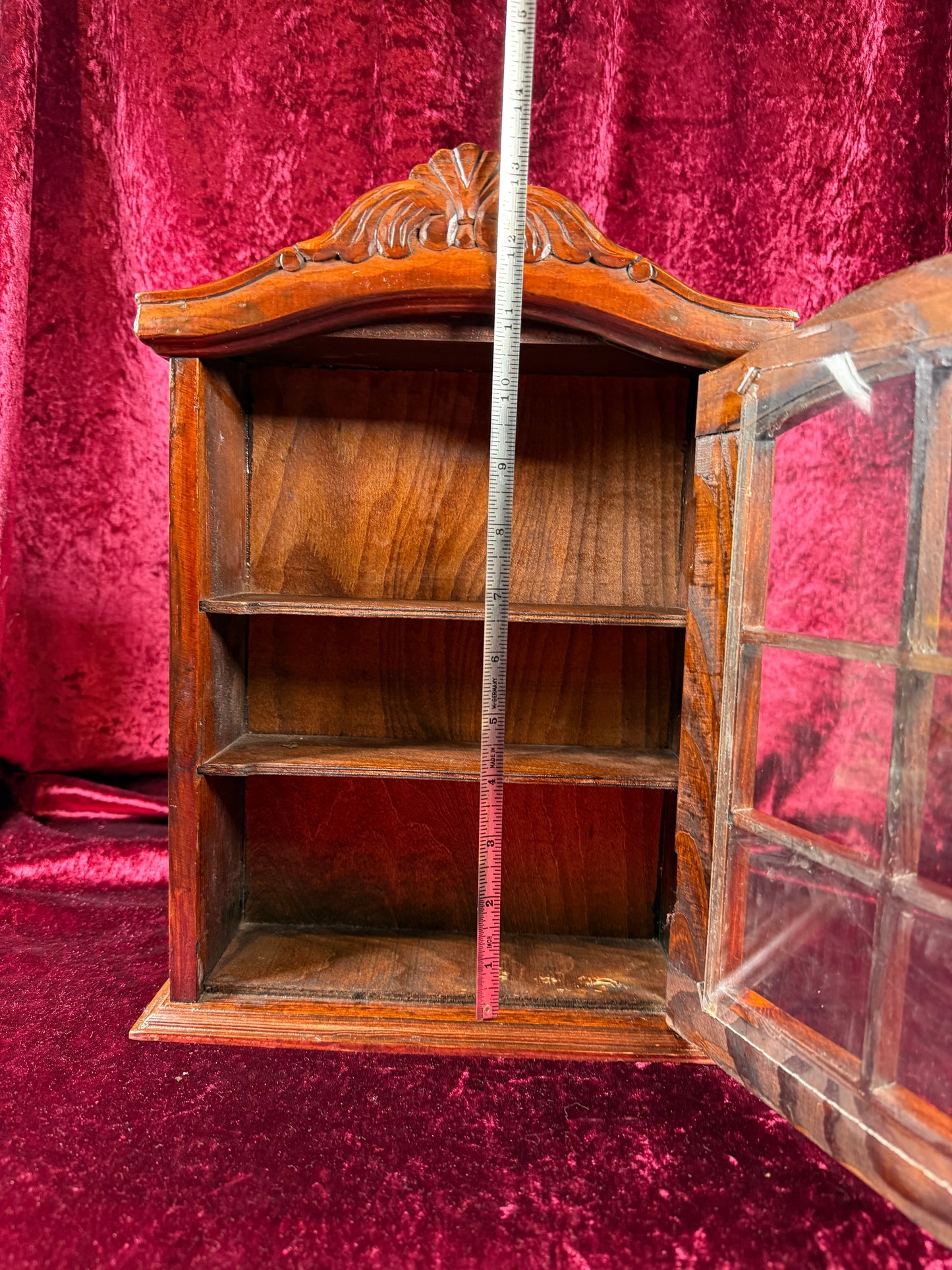 Vintage Curio Cabinet - Ornate Wood Wall Mounted Trinket Shelf - 13" Tall