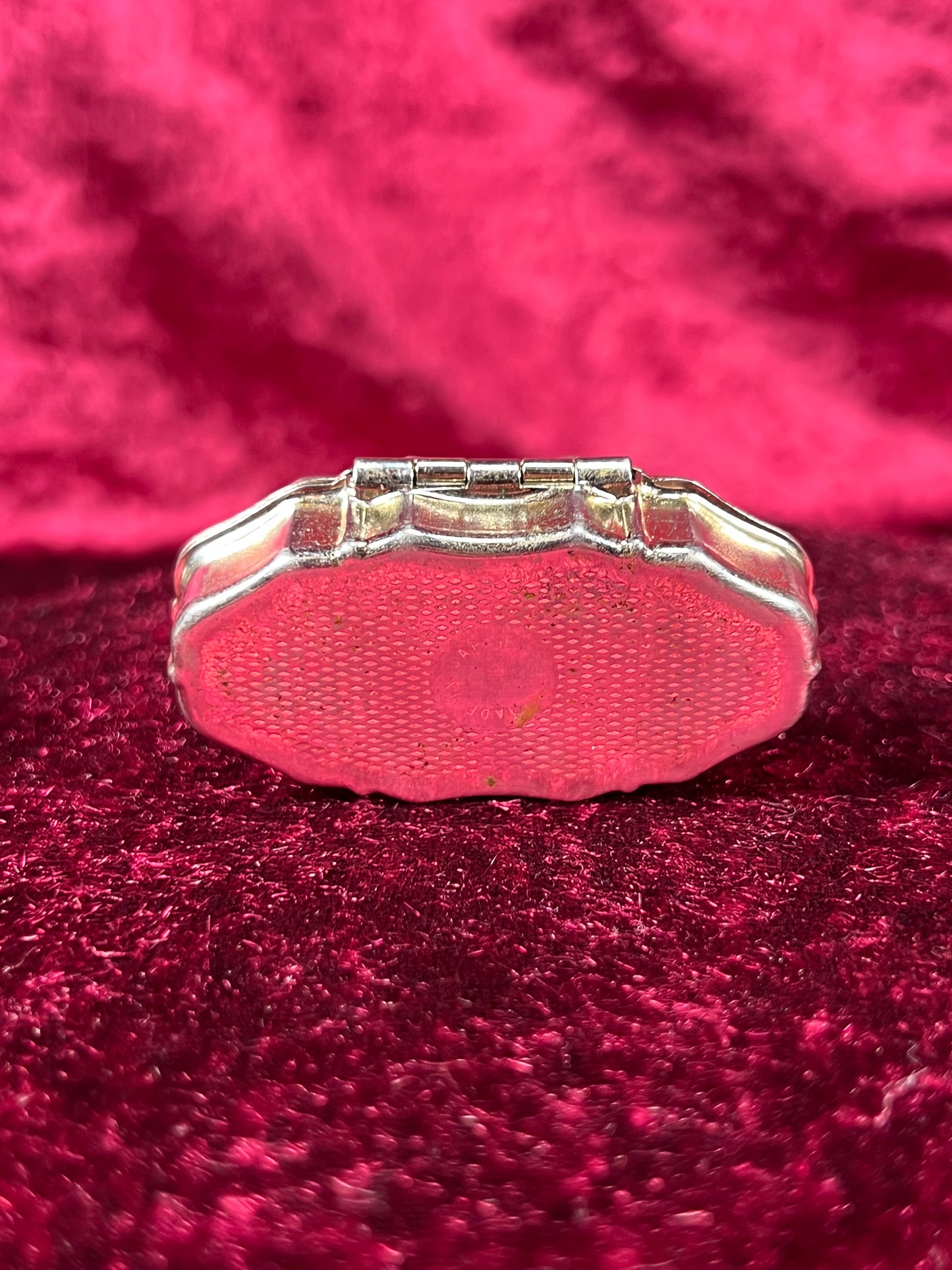 Vintage Vanity - 2-Compartment Pill Box - Silver Tone - Enamel Lid - Kissing Prince and Princess