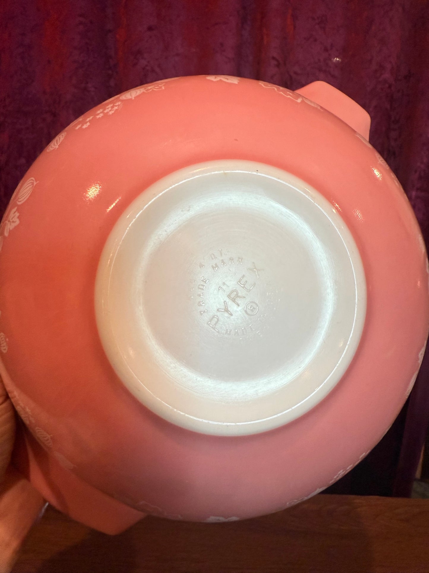 Vintage Kitchen - Large Cinderella Pyrex Bowl - Gooseberry Pattern