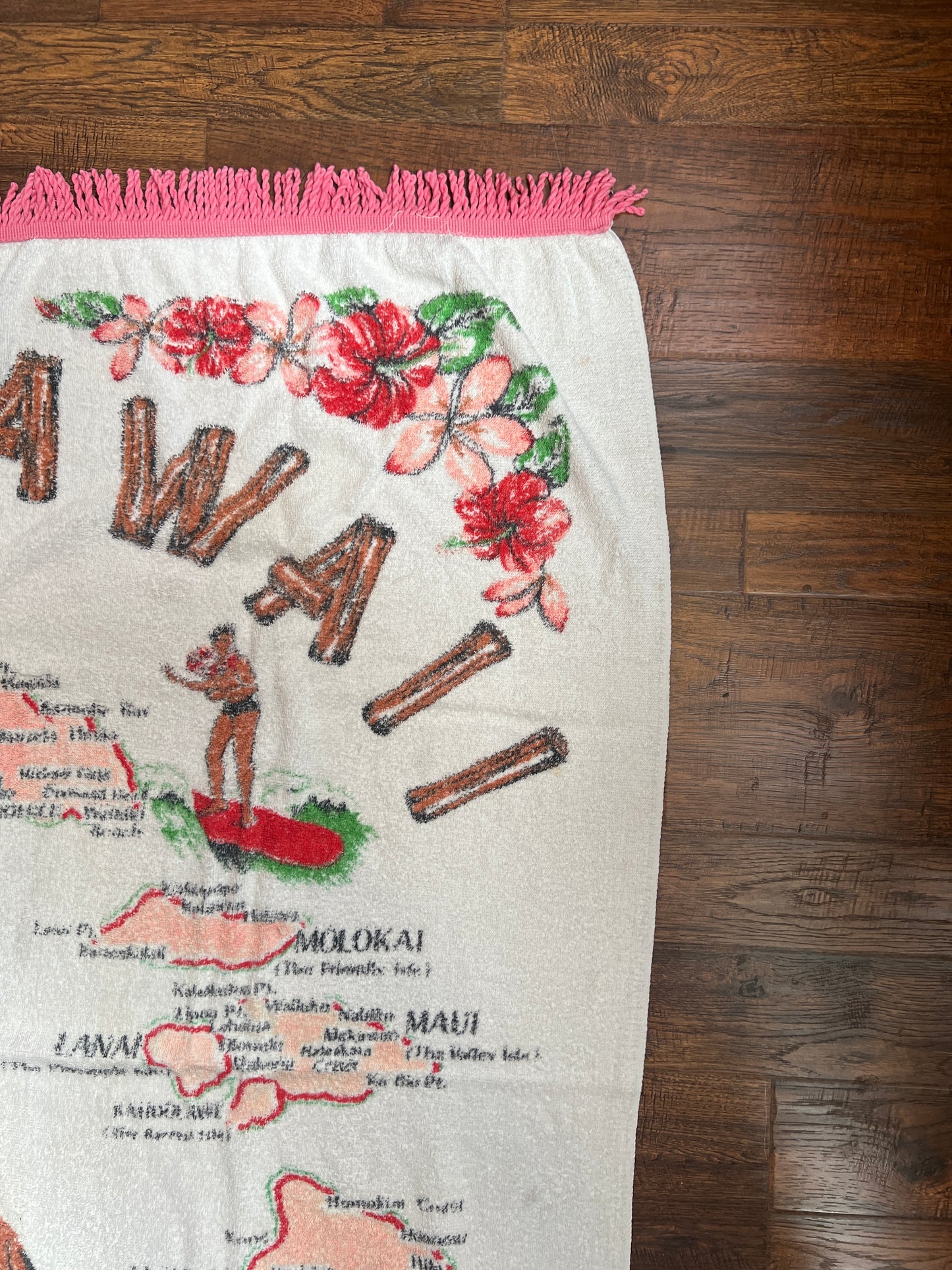 Vintage Linens - Terrycloth Beach Towel - Map of Hawaii - Miami Originals