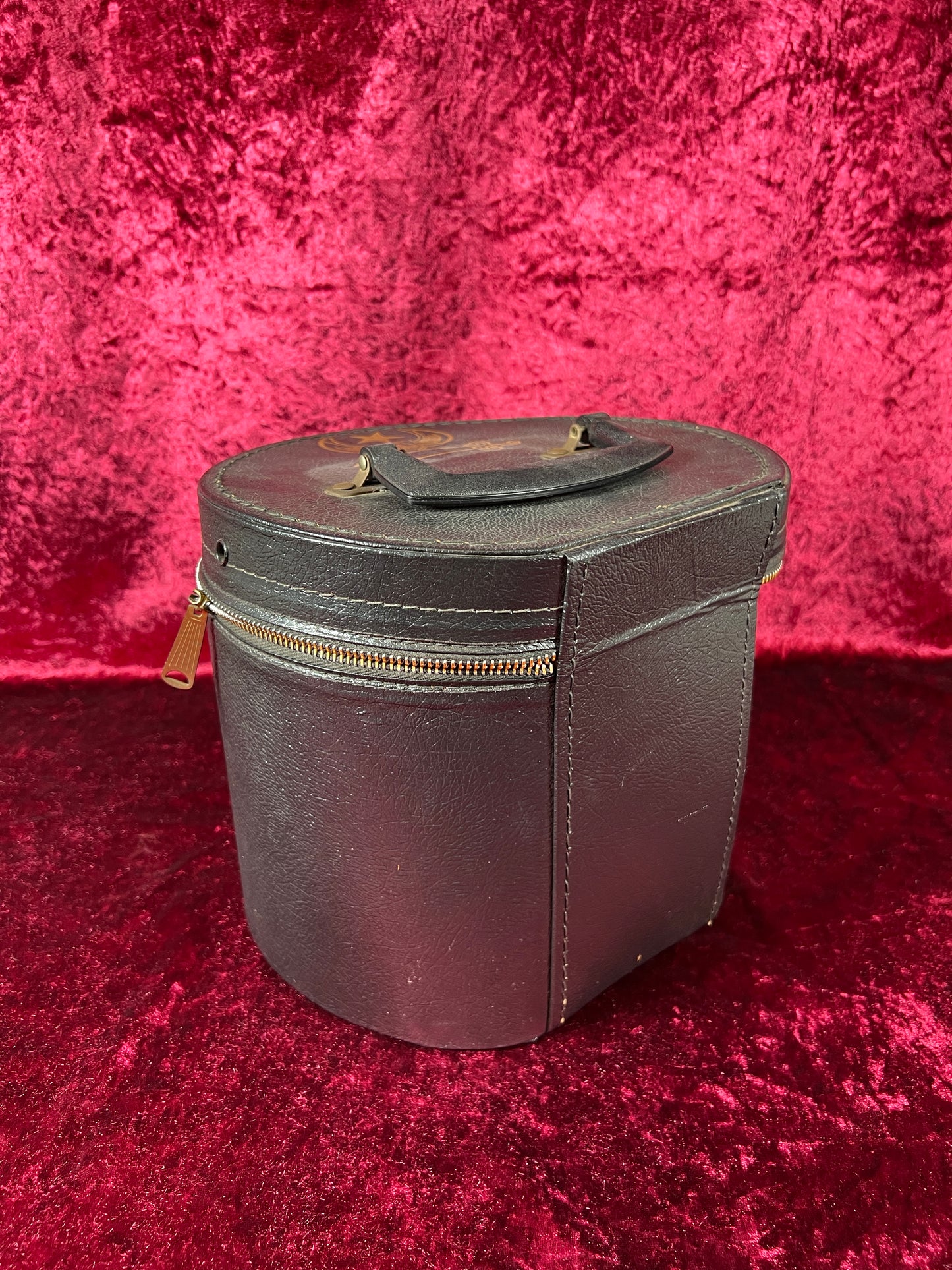 Vintage Oddities - Free Mason / Shriner Felt Fez with Hat Box - Wolf-Brown Inc.