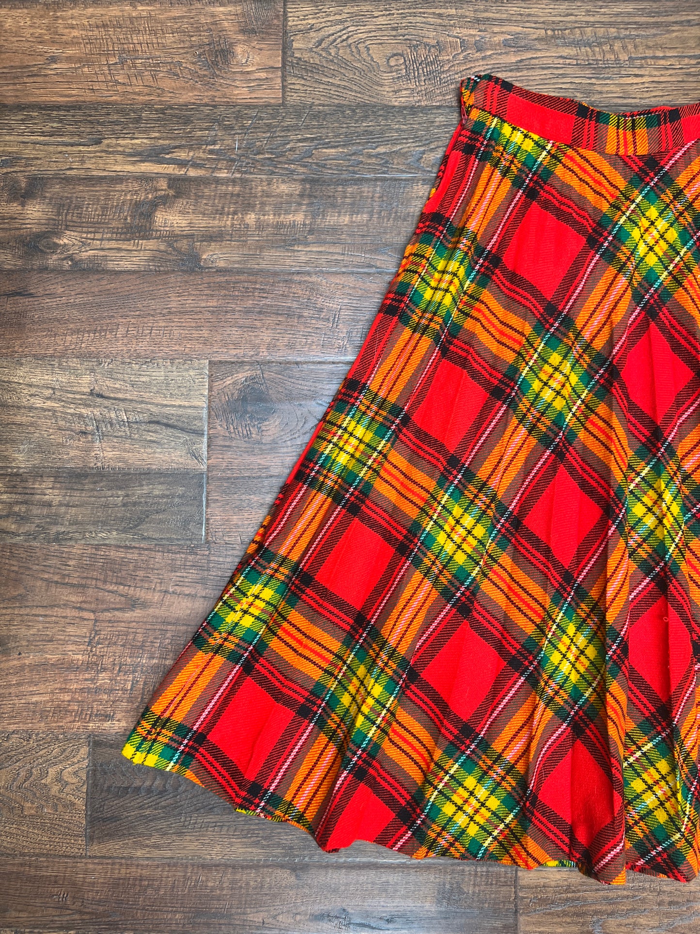 Vintage Clothing - Below The Knee Skirt - Orange Plaid - X-Small - Fritzi Of California