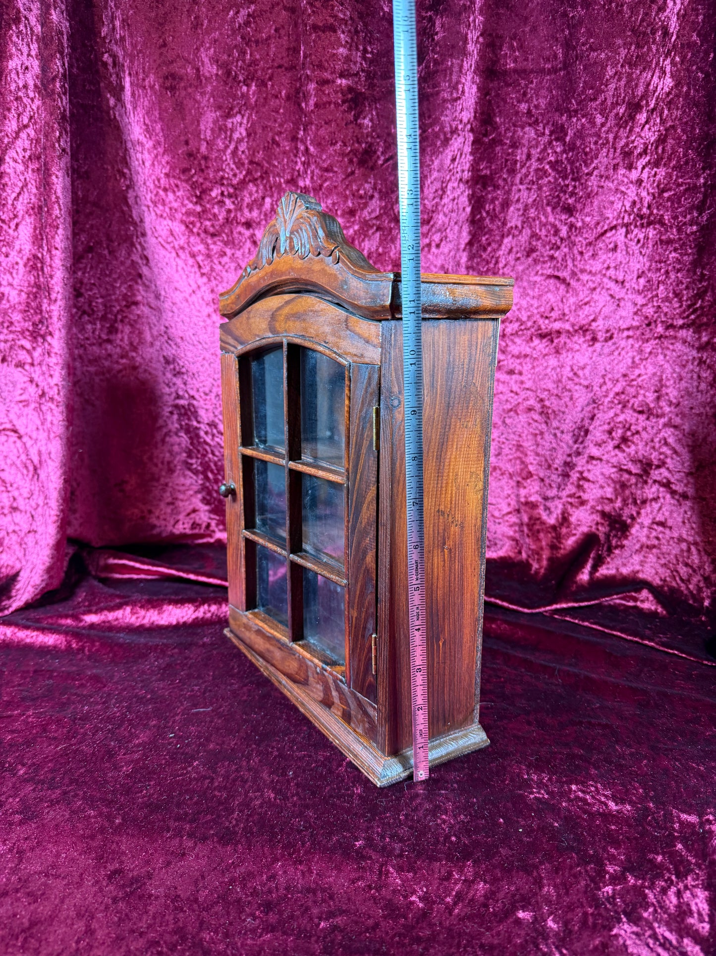 Vintage Curio Cabinet - Ornate Wood Wall Mounted Trinket Shelf - 13" Tall