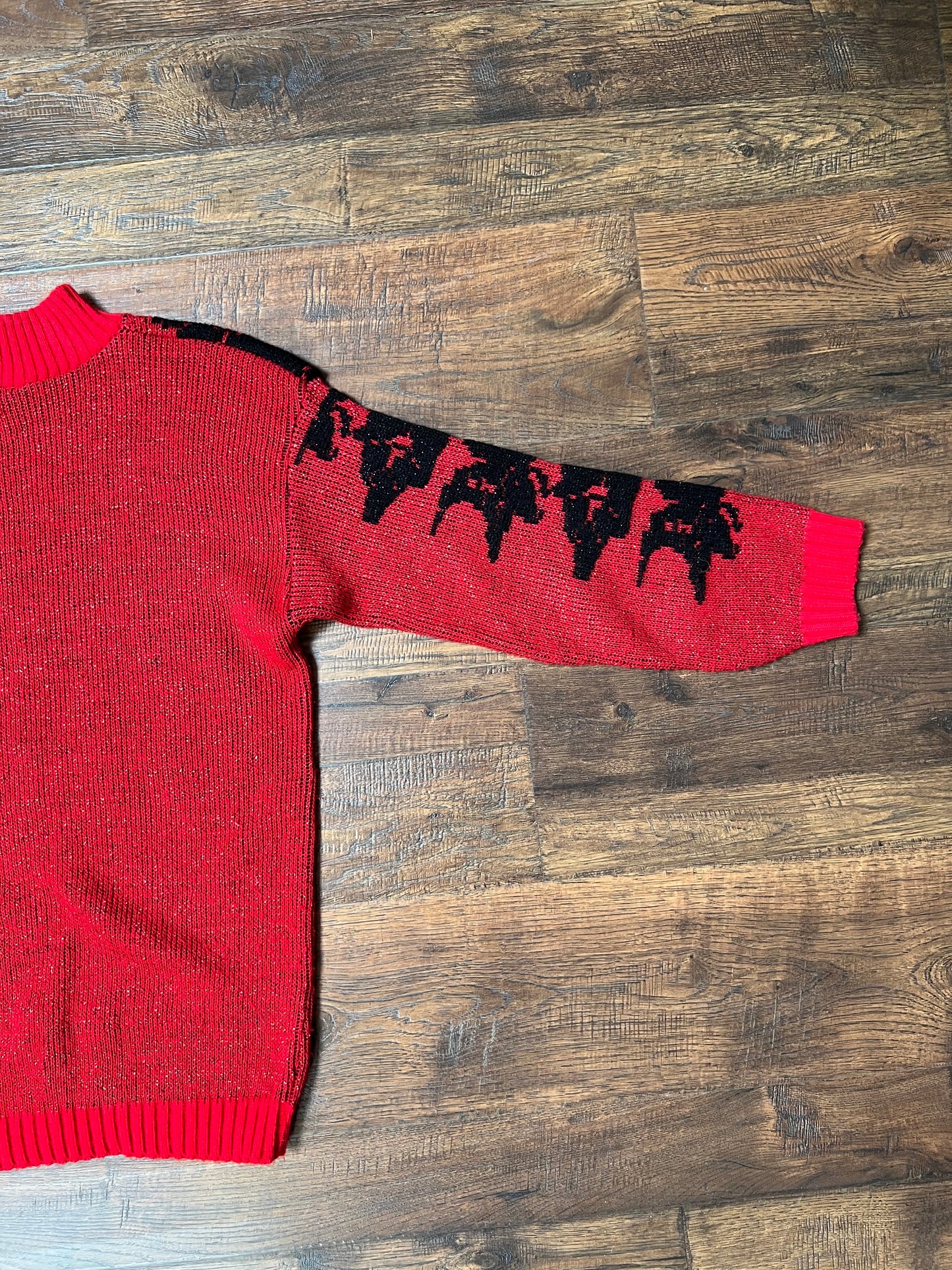 Vintage Clothing - Pullover Crewneck Knit Sweater - Black Flowers on Red Glitter - Medium