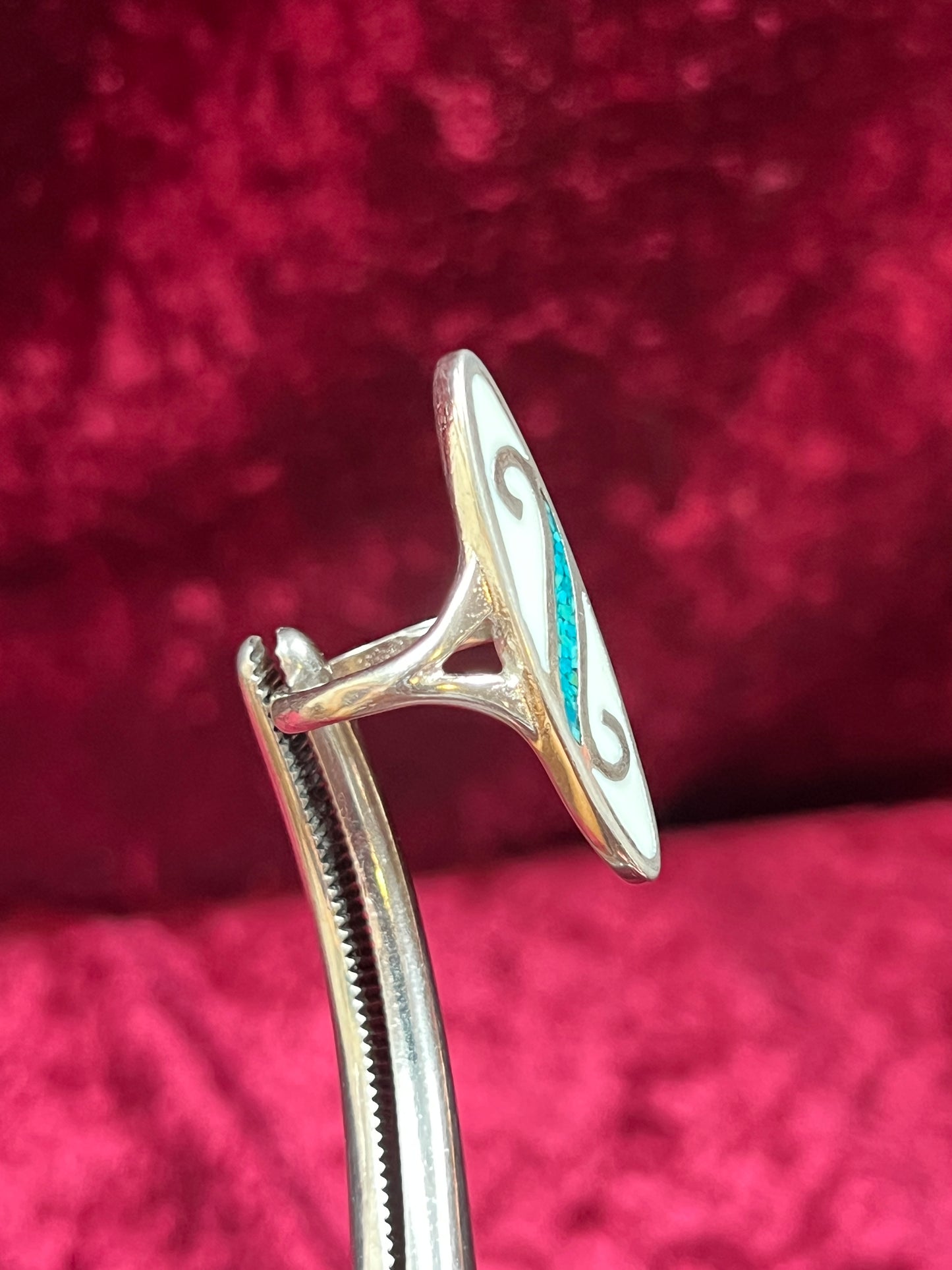 Vintage Jewelry - Marquise Ring - Sterling Silver - Turquoise Chip Inlay on White Stone - 8.5