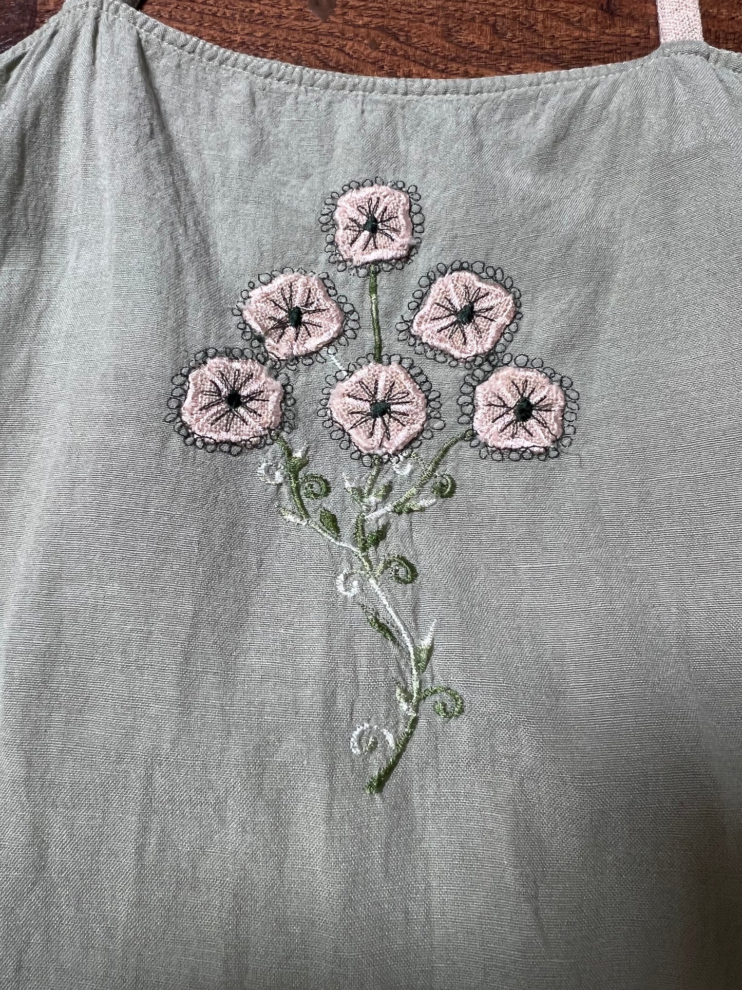 Vintage Clothing - Tank Top - Sage Green - Embroidered Pink Florals - Blue Sky - Large