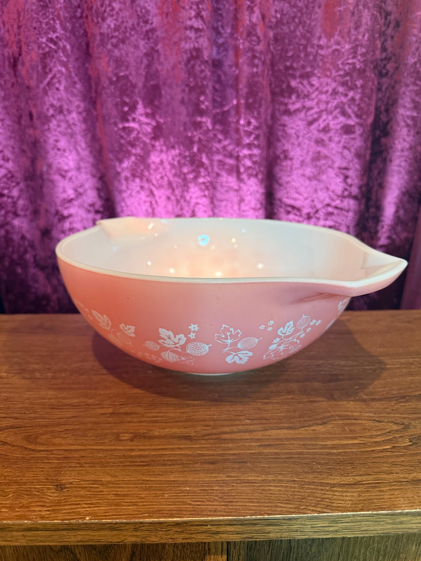 Vintage Kitchen - Large Cinderella Pyrex Bowl - Gooseberry Pattern