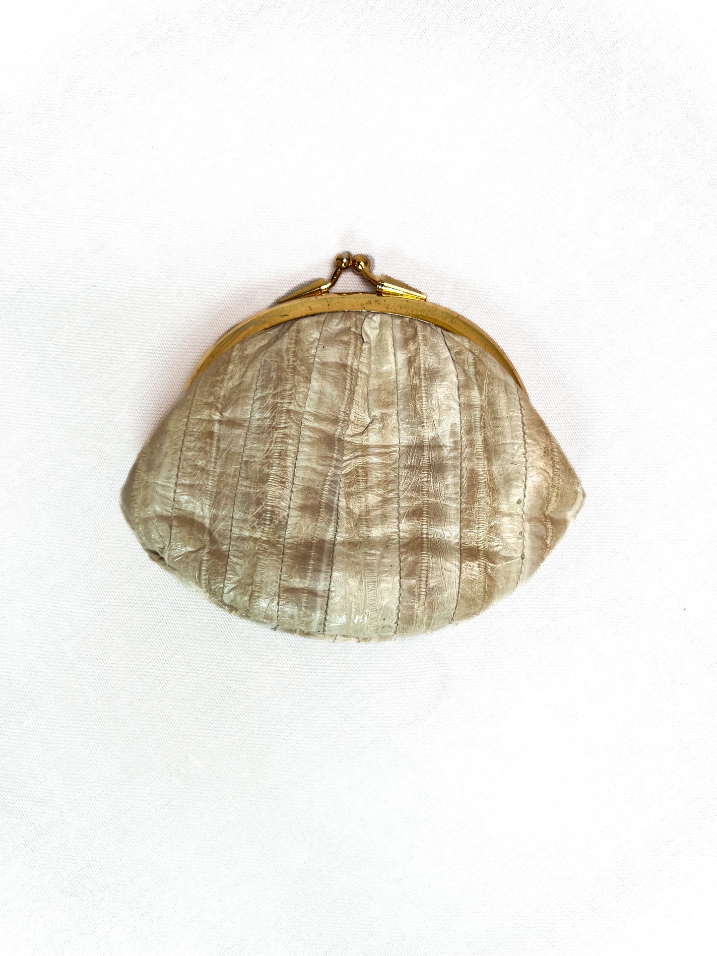 Vintage Wallet - Coin Purse - Genuine Eel Skin - Blush White - Kiss Lock Closure