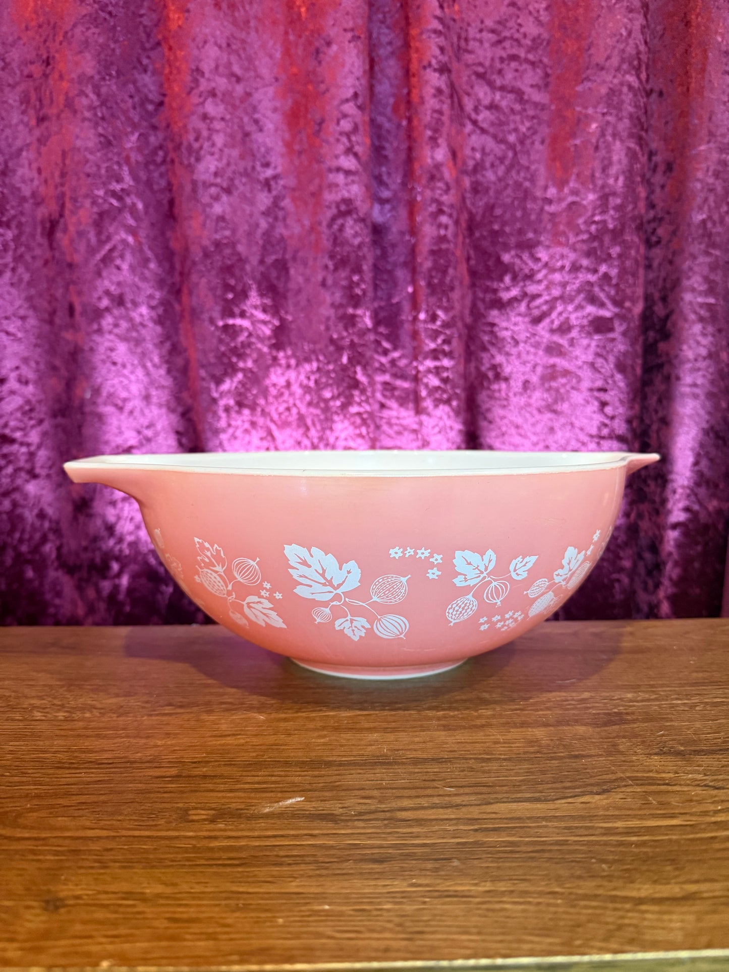 Vintage Kitchen - Large Cinderella Pyrex Bowl - Gooseberry Pattern