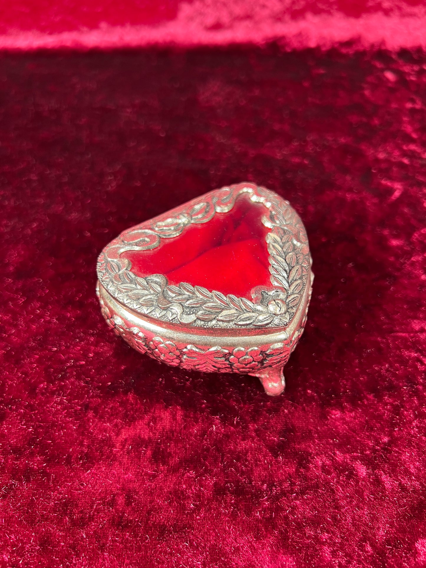 Vintage Vanity - Heart Shaped Jewelry Box - Ornate Silver Grapevine Filigree - Red Velvet Lining - Footed