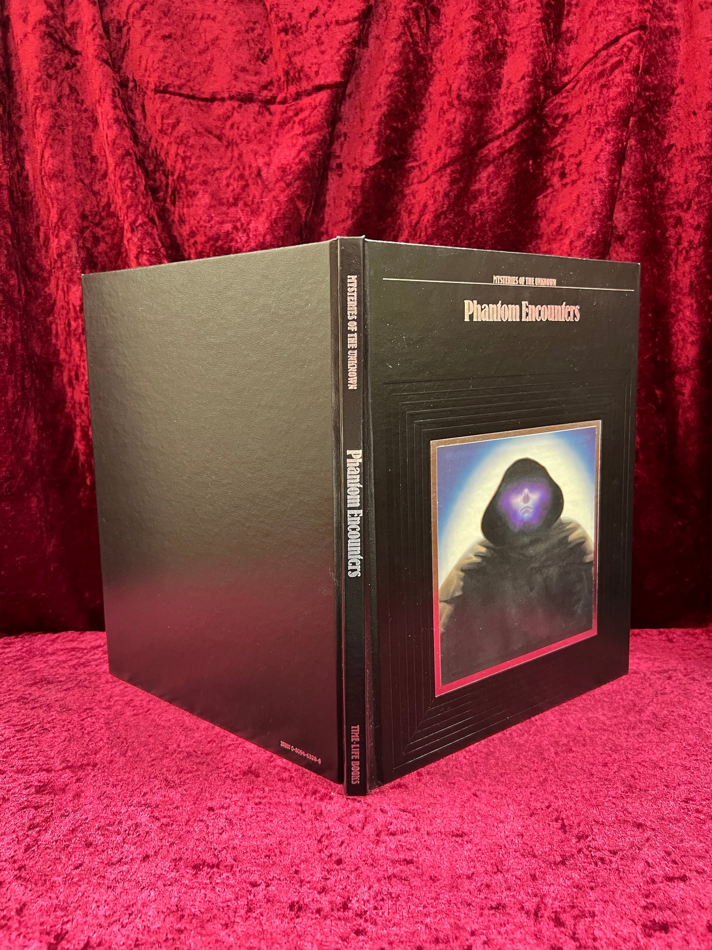Vintage Hardcover Coffee Table Book - Time Life Mysteries Of The Unknown - Phantom Encounters