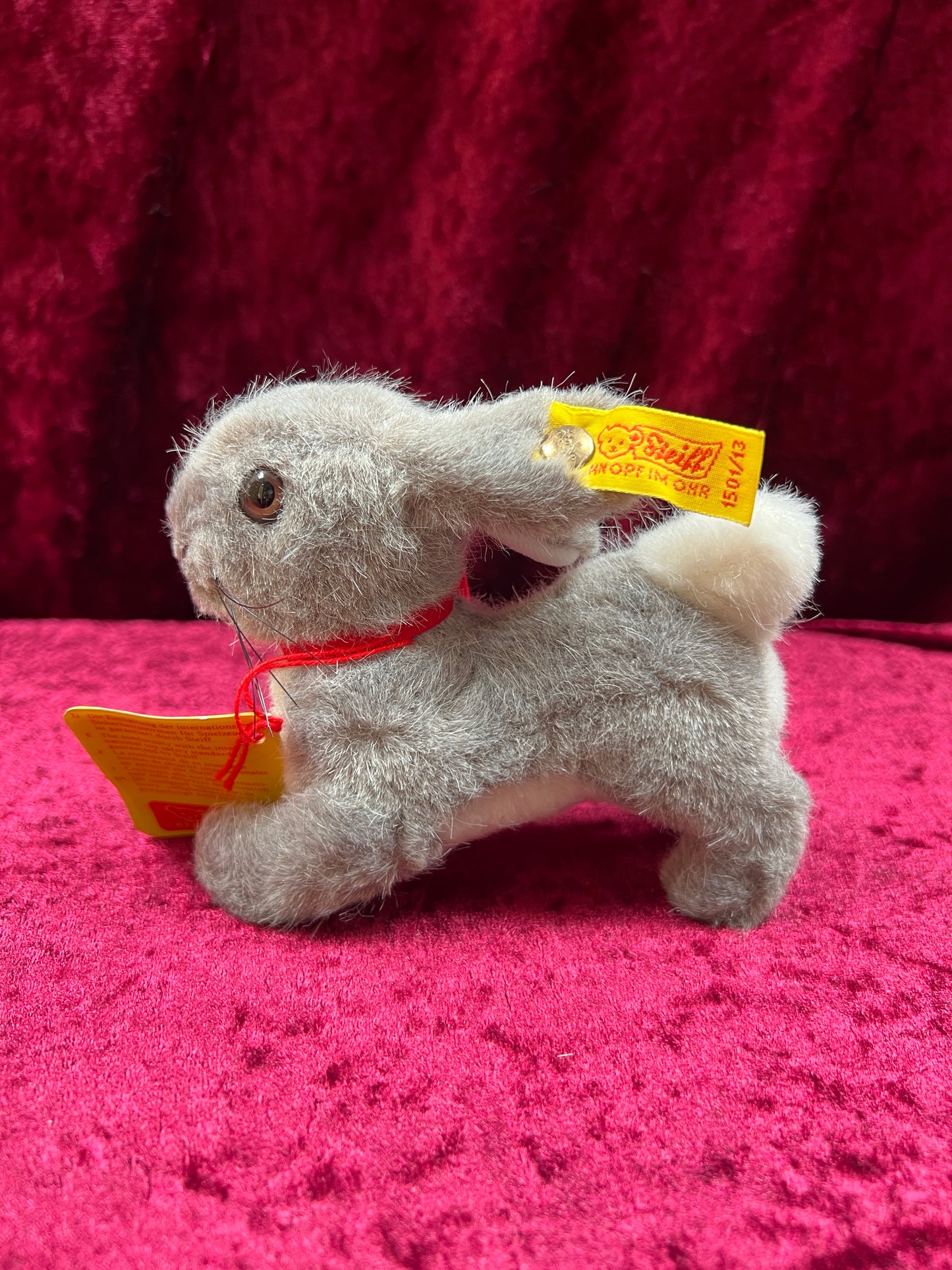 Vintage Collectibles - Miniature Stuffed Toy - Hoppy the Bunny - Plush Gray - 150/13 - Steiff