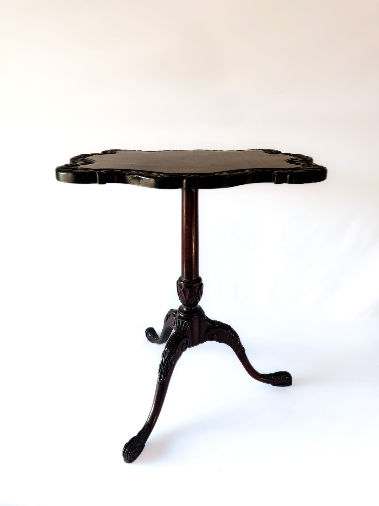 Antique Victorian Mahogany Pie Crust Style Table