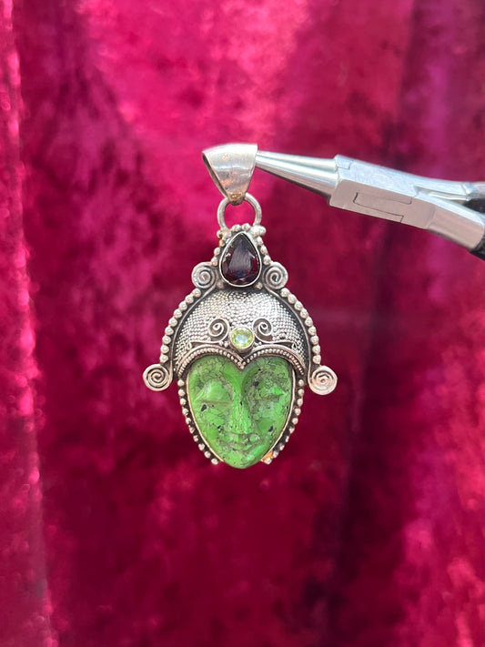 Vintage Jewelry - 925 Sterling Silver Pendant - Carved Moon Face Goddess