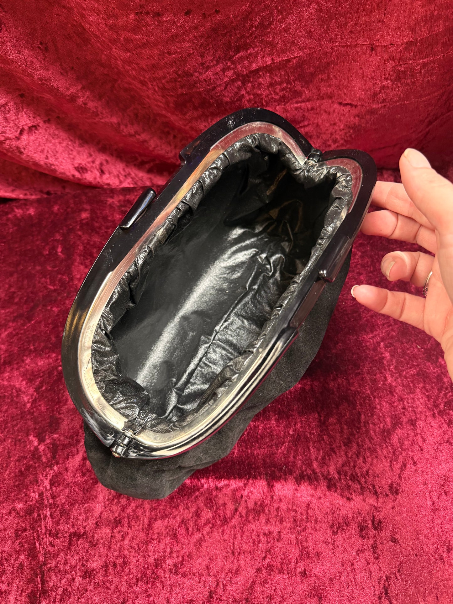 Vintage Accessories - Kiss Lock Evening Clutch - Genuine Black Suede Leather - Italy