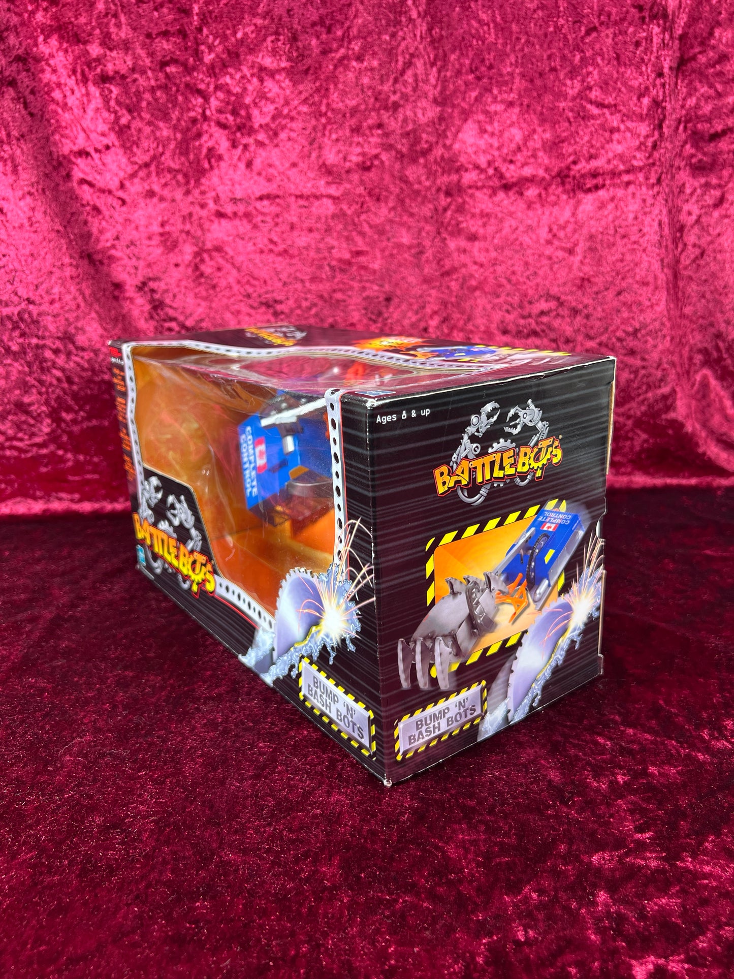 Vintage Collectibles - Battle Bots - Bump 'N' Bash Bots - Red Scorpion and Complete Control - Hasbro - 2001