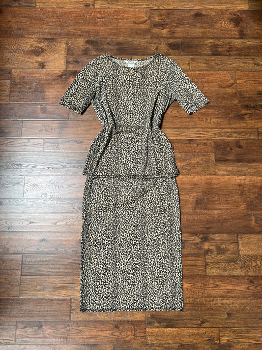 Vintage Clothing - Two-Piece Shirt and Skirt Set - Cheetah Print - Large - Nina Picca Lino