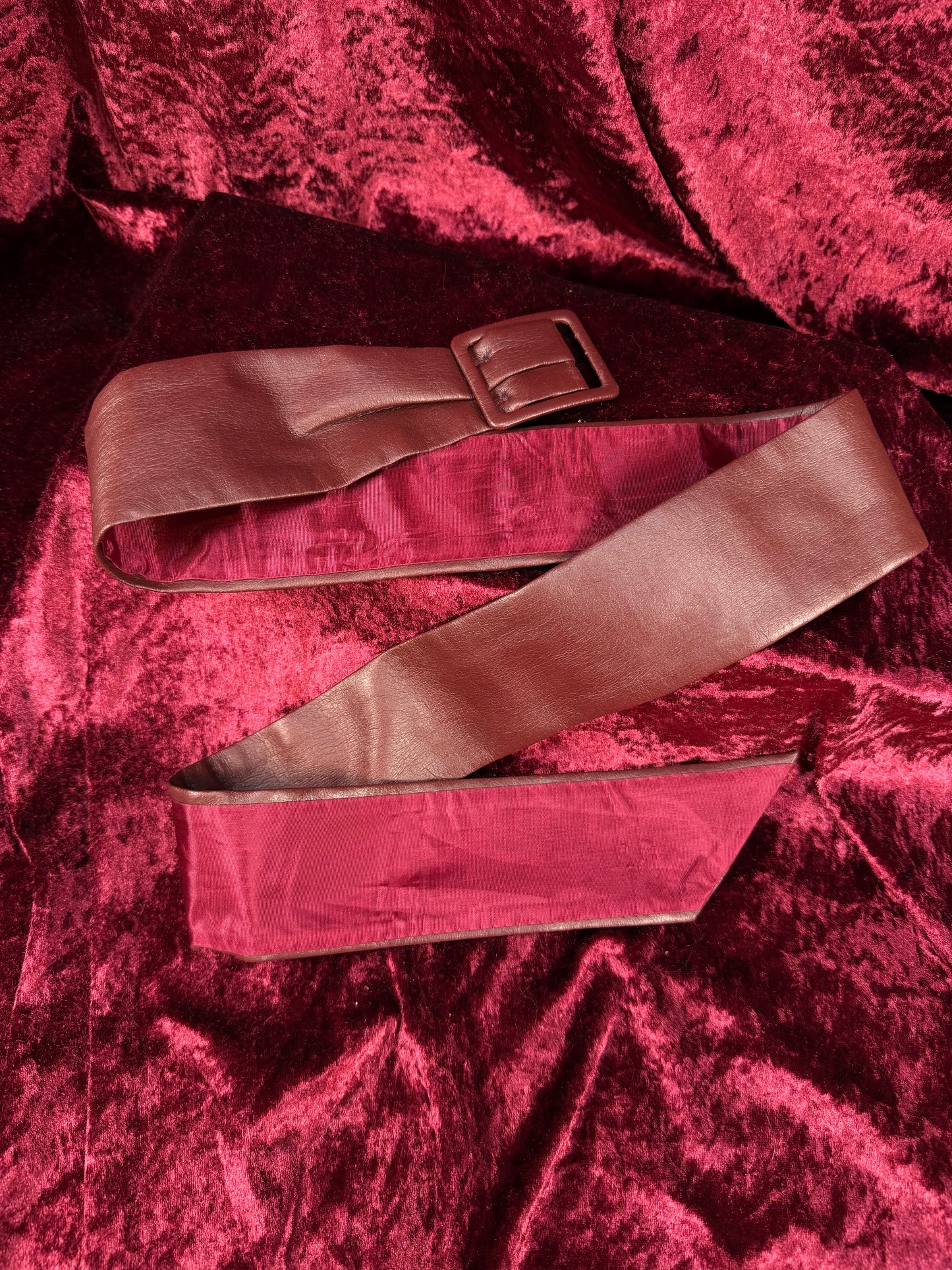 Vintage Accessories - Faux Leather Waist Belt - Burgundy - Medium - Garay